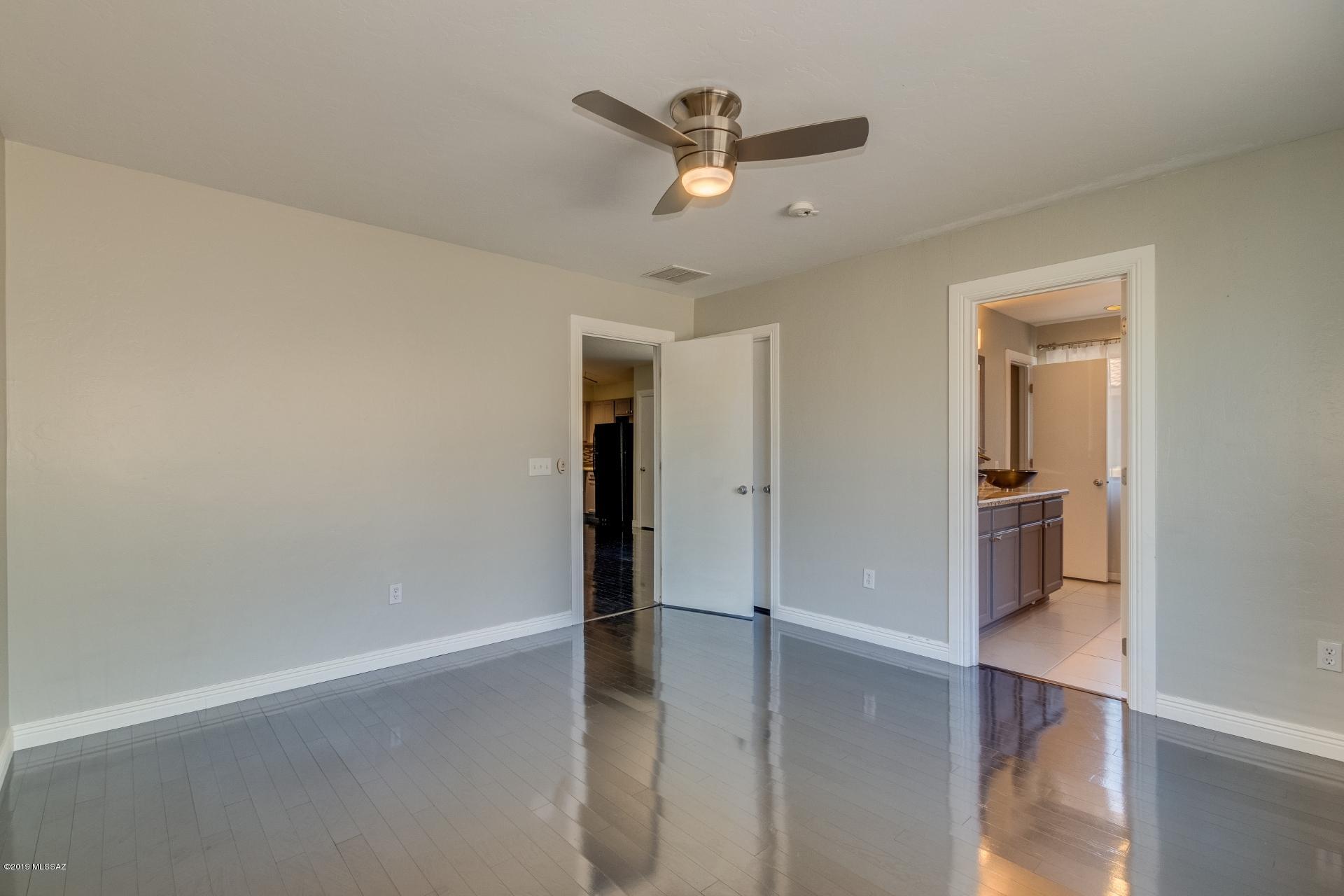 11102 W Willow Field Drive