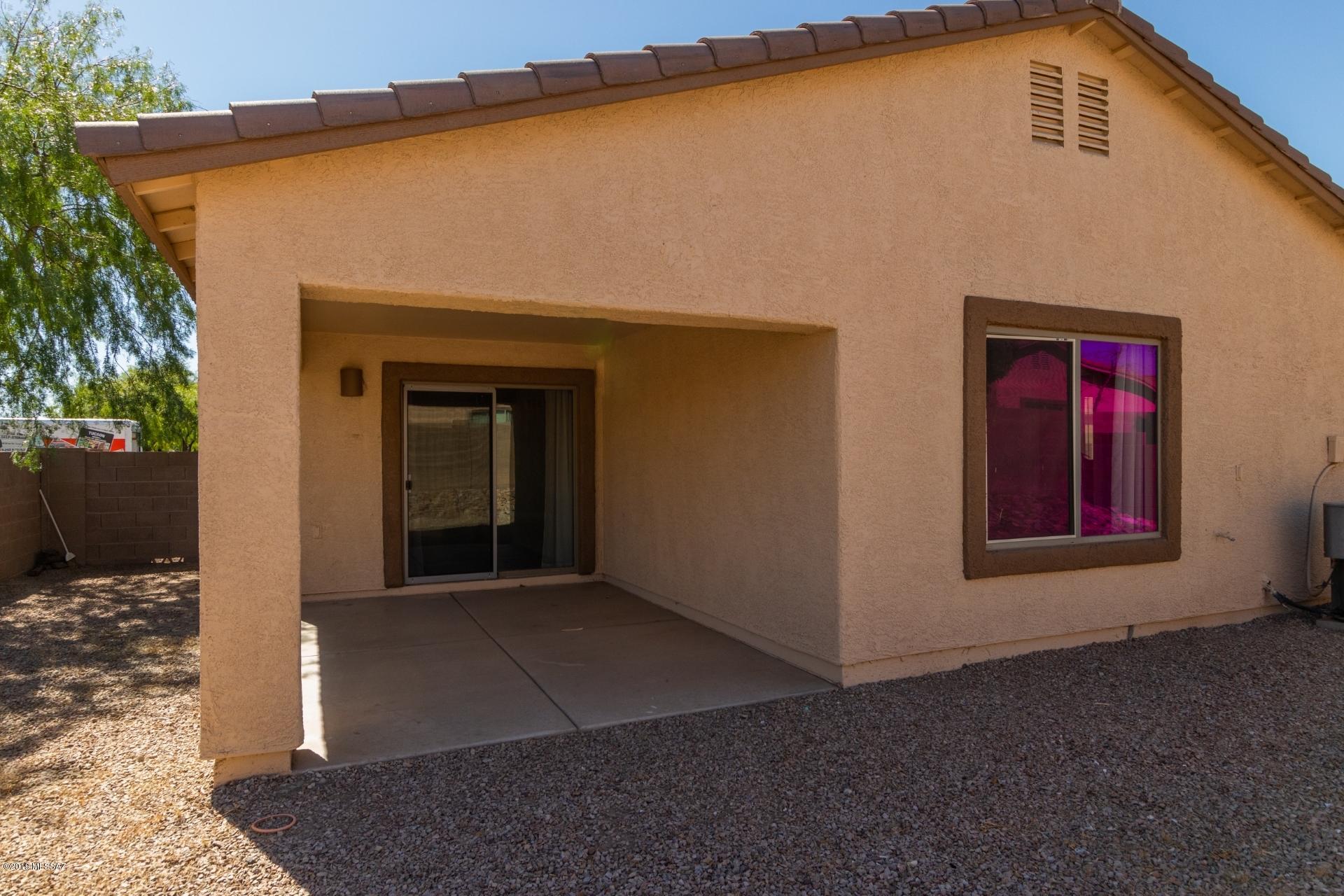 11102 W Willow Field Drive