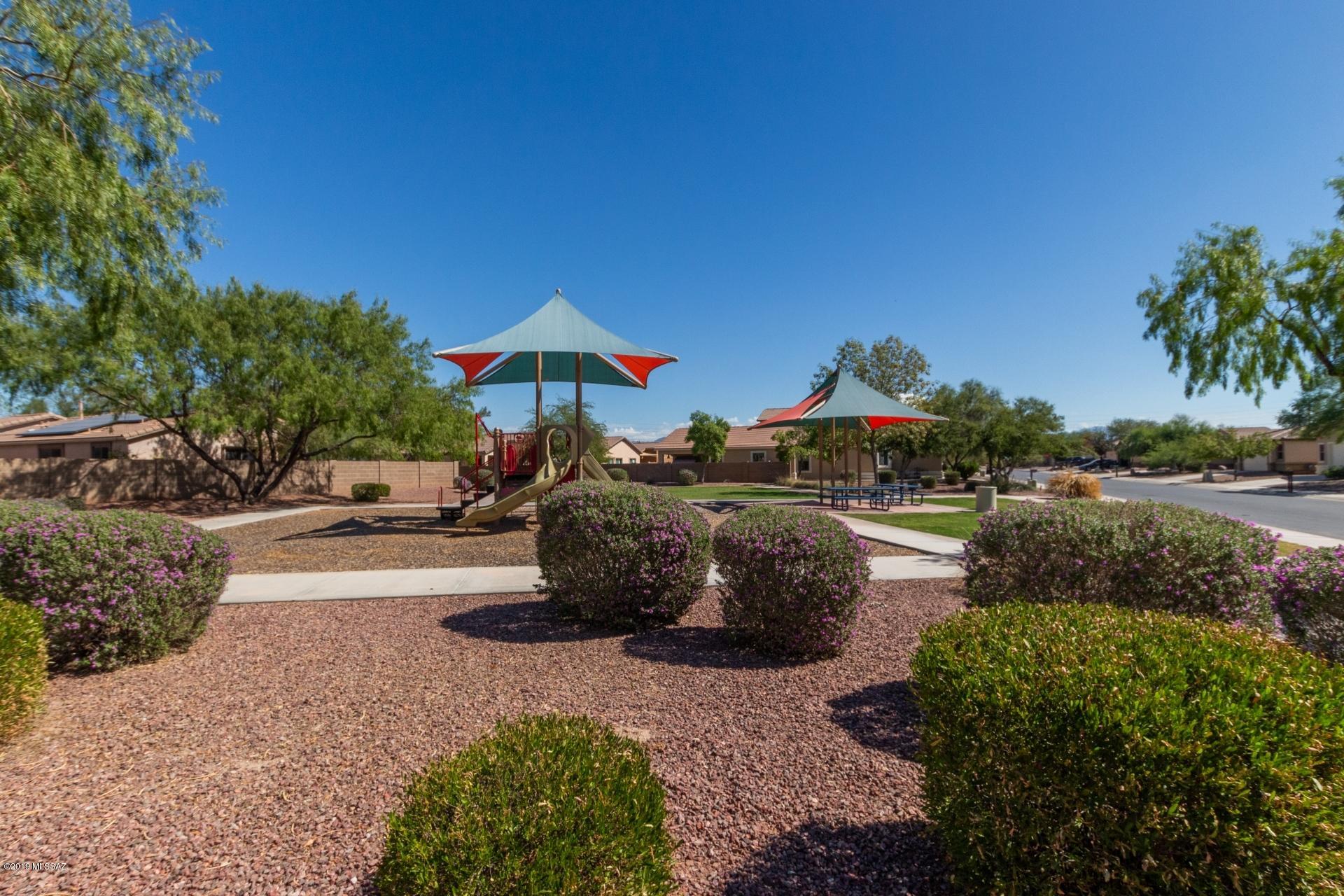 11102 W Willow Field Drive