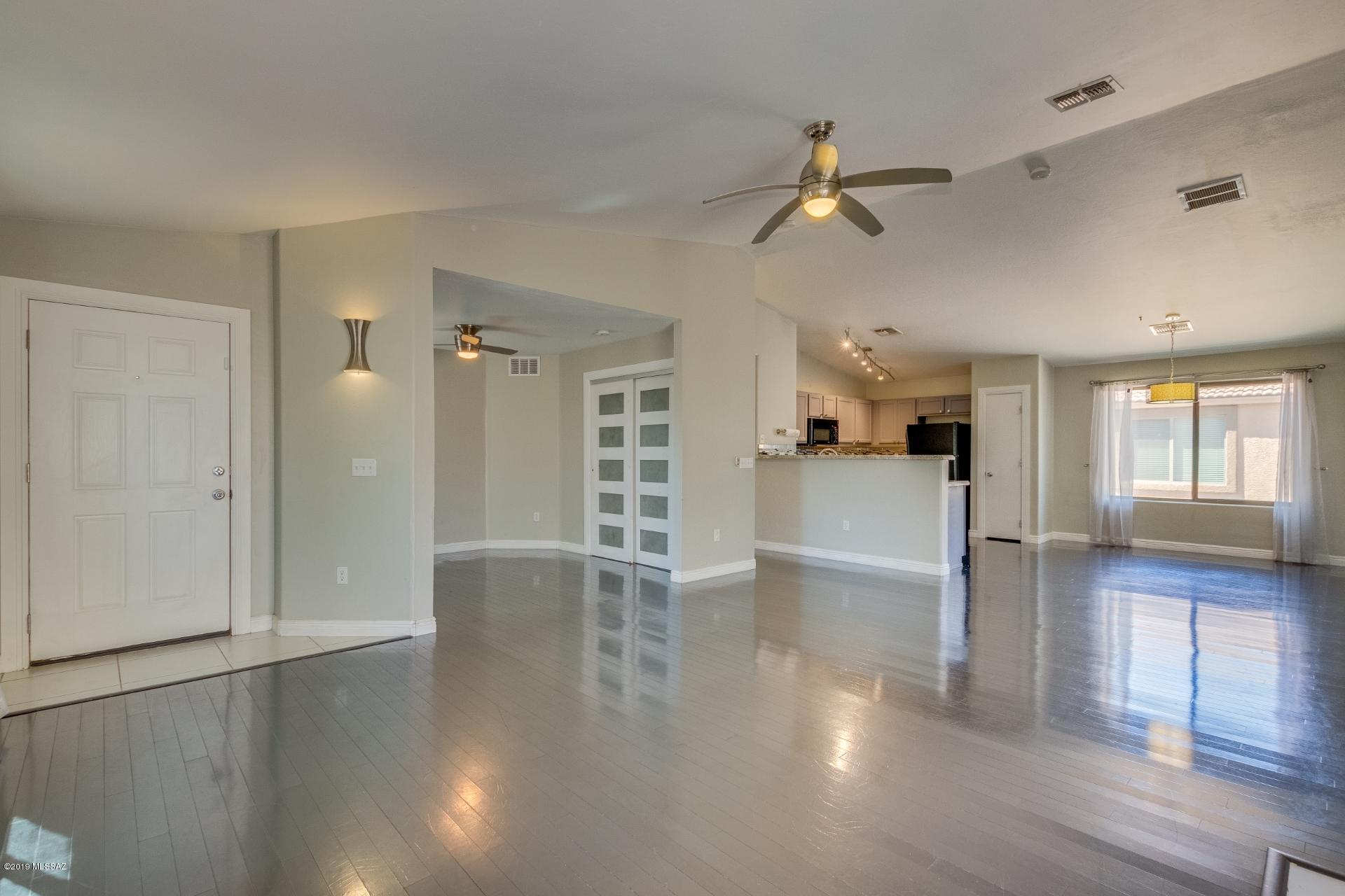 11102 W Willow Field Drive