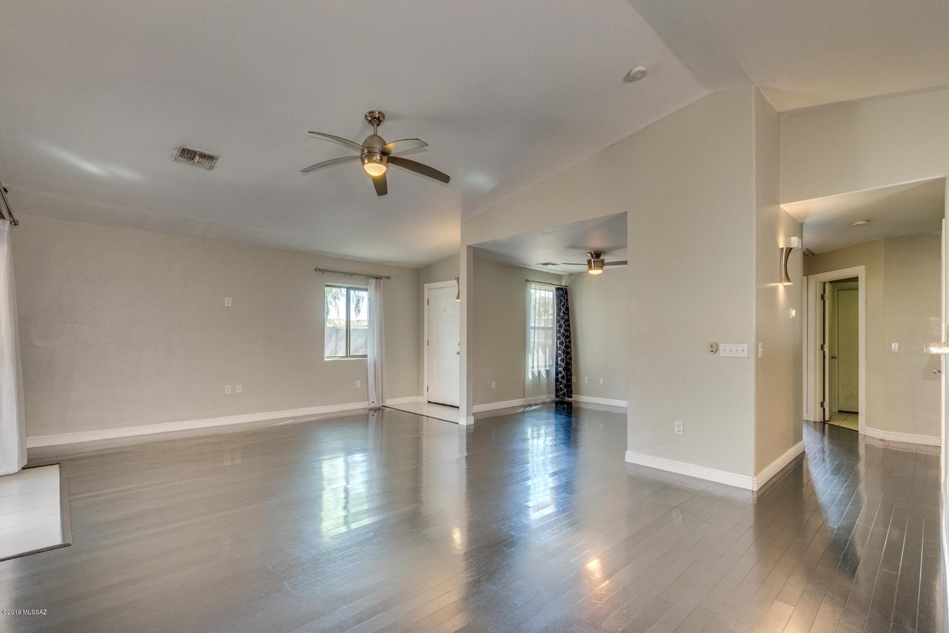 11102 W Willow Field Drive