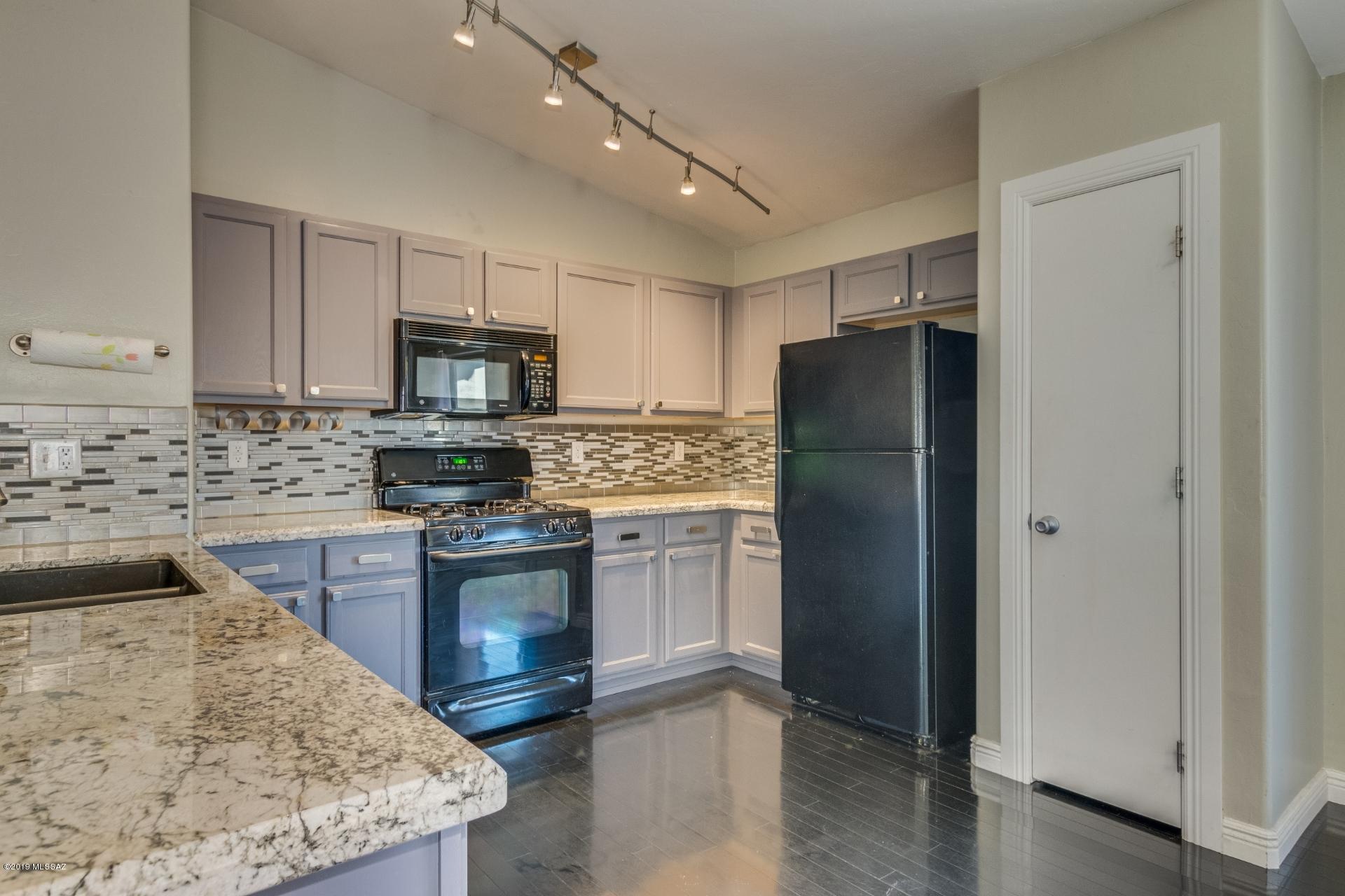 11102 W Willow Field Drive