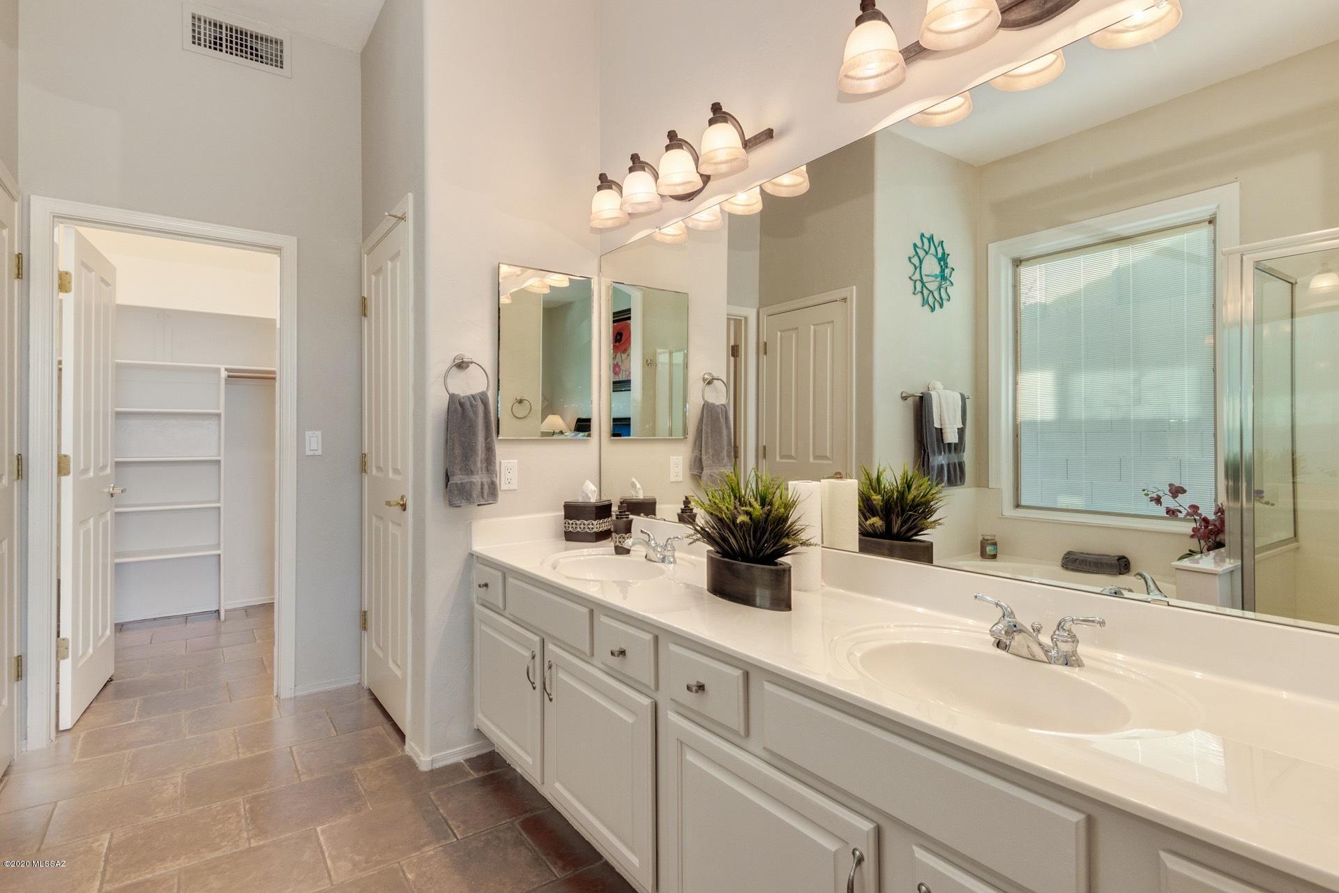 173 W Red Pepper Place