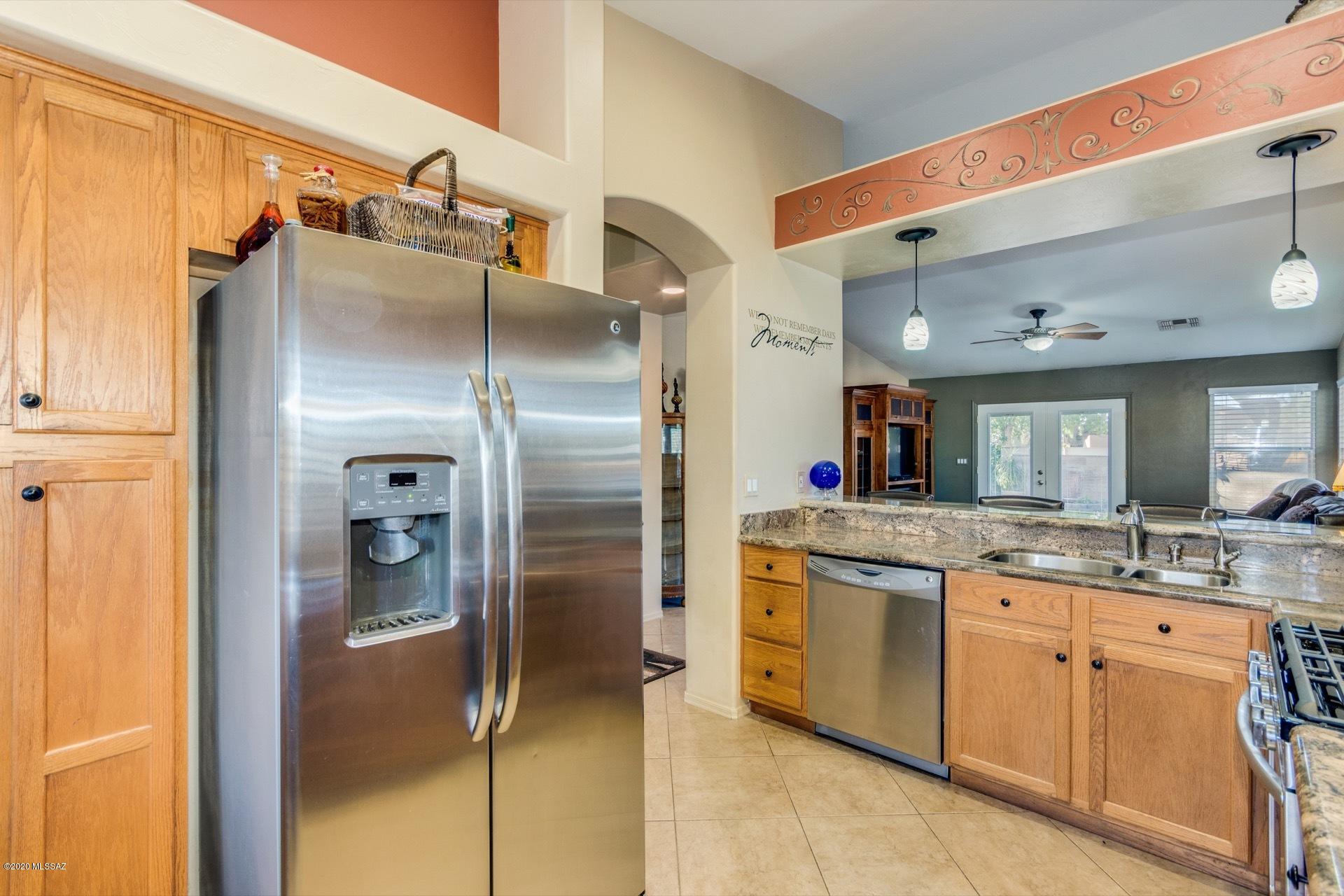 5102 E Circulo Las Cabanas