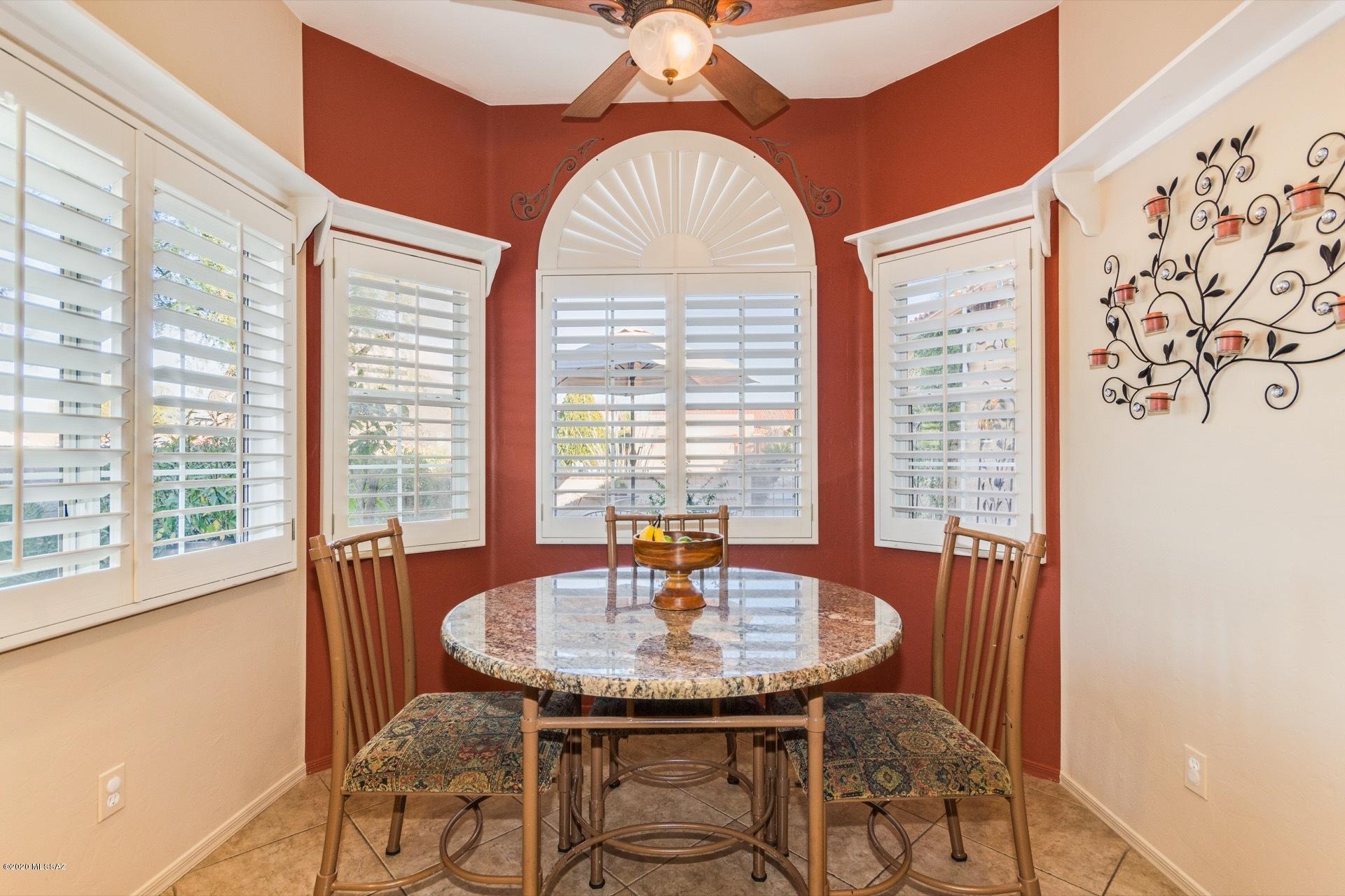 5102 E Circulo Las Cabanas