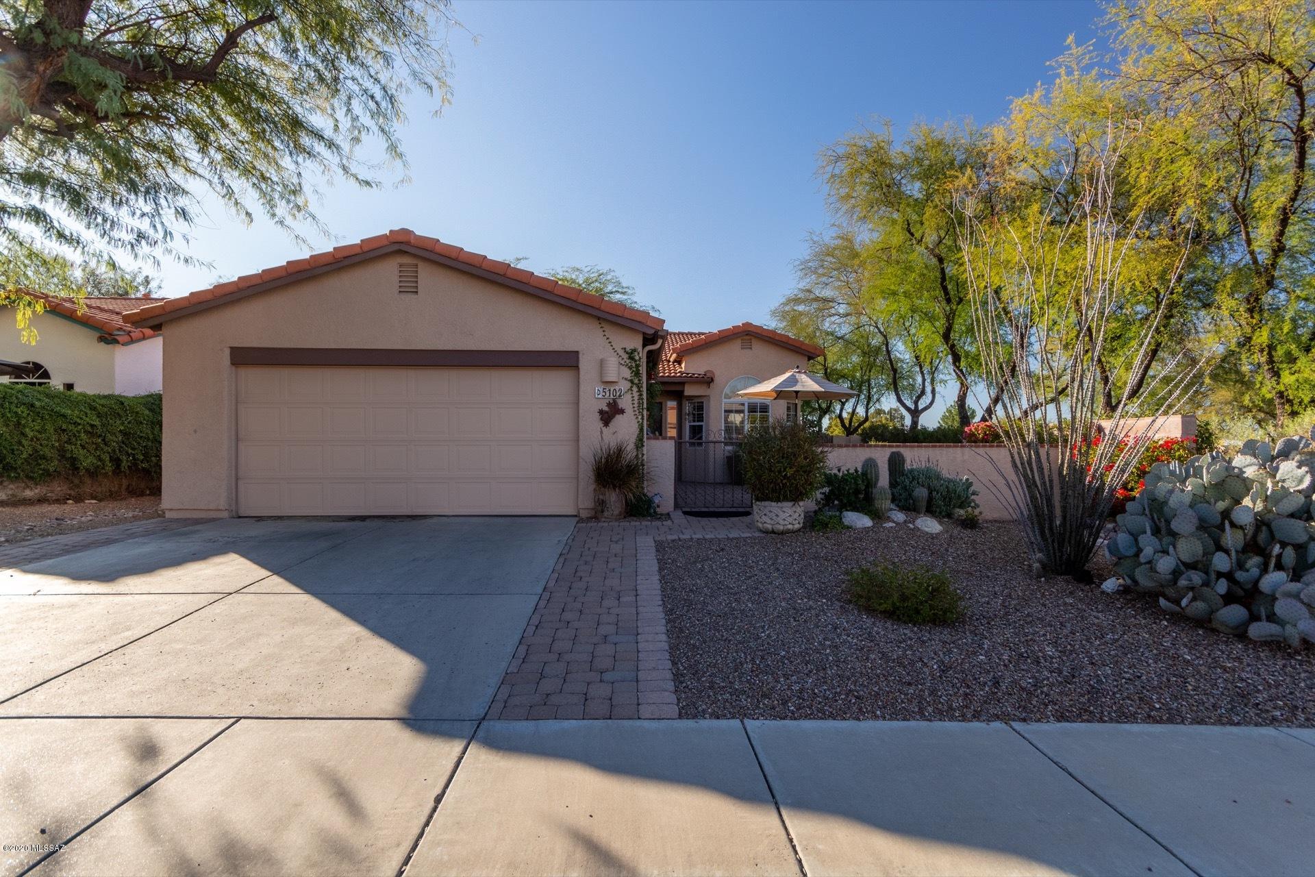 5102 E Circulo Las Cabanas