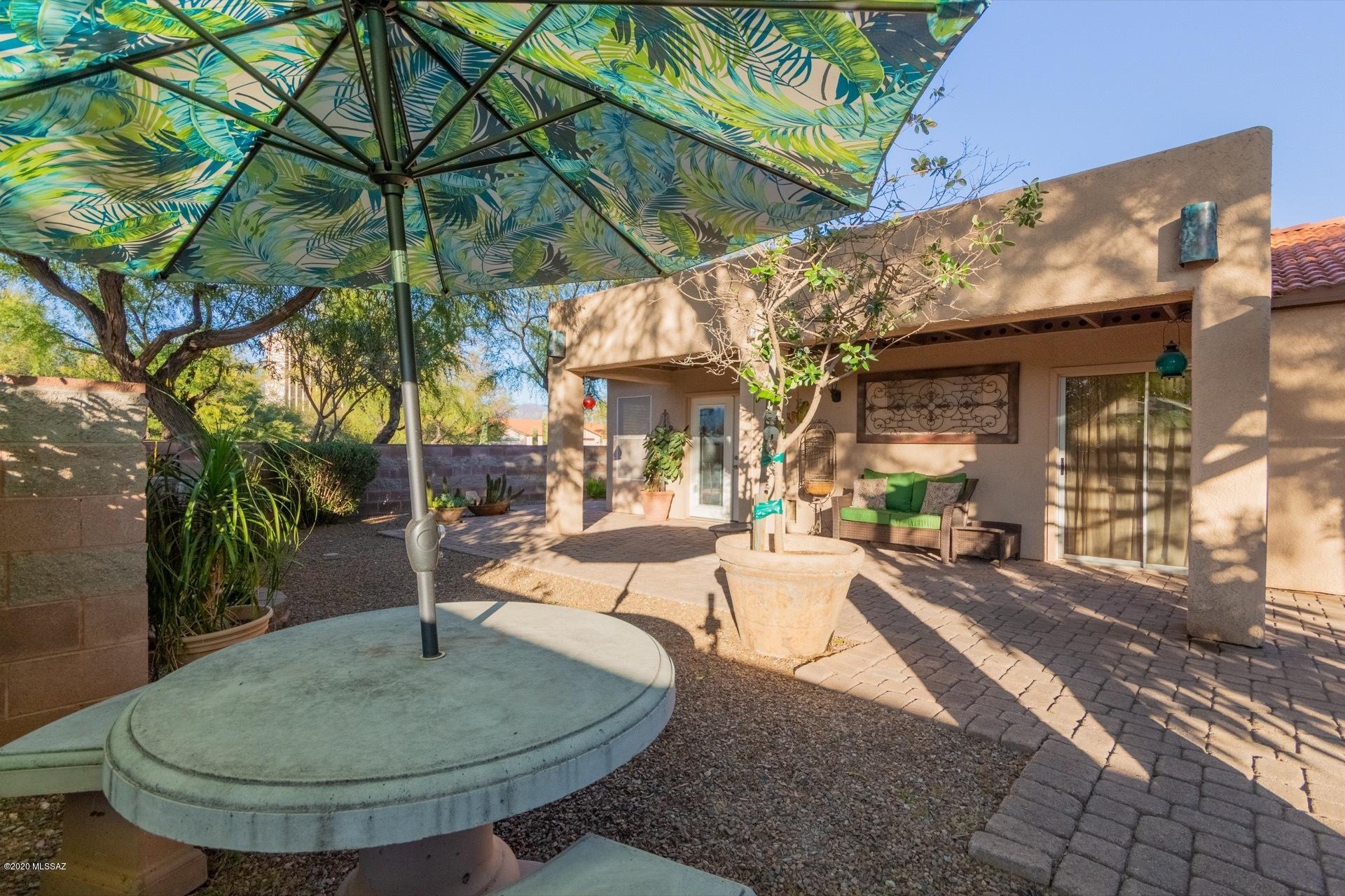 5102 E Circulo Las Cabanas