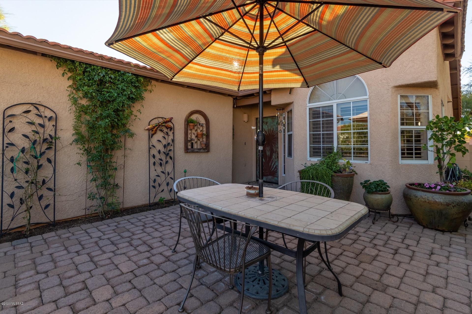 5102 E Circulo Las Cabanas