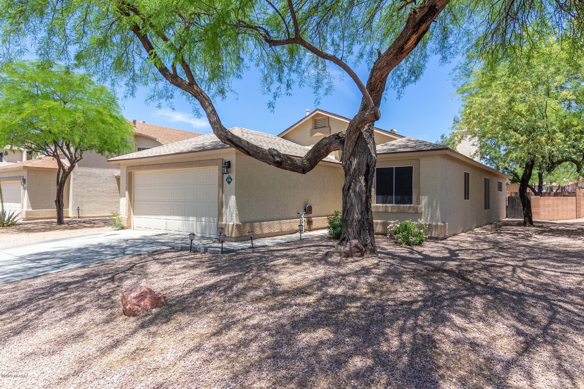 3736 W Sunglade Drive