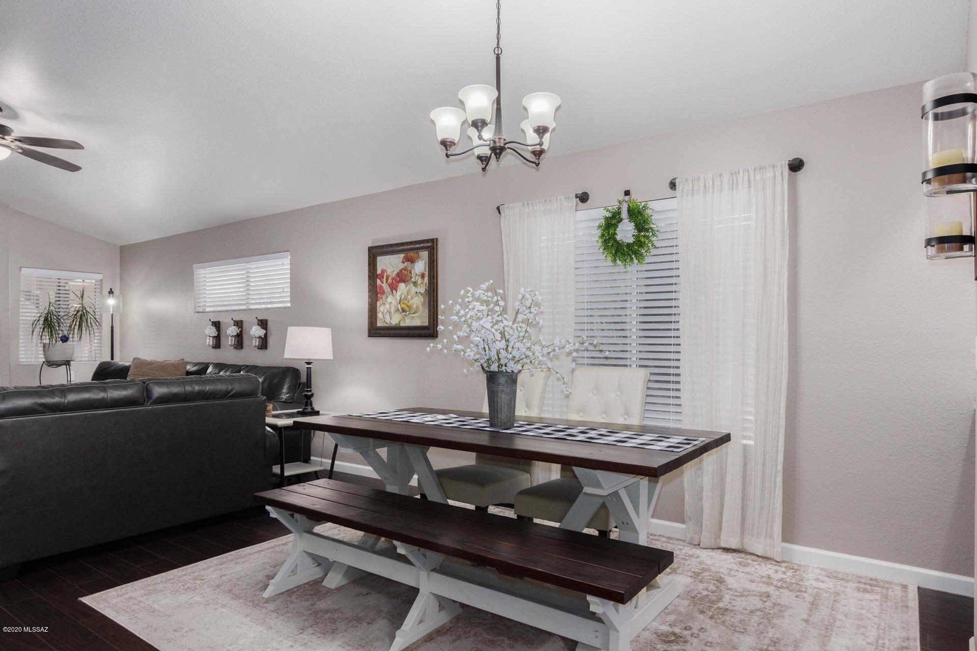 3736 W Sunglade Drive