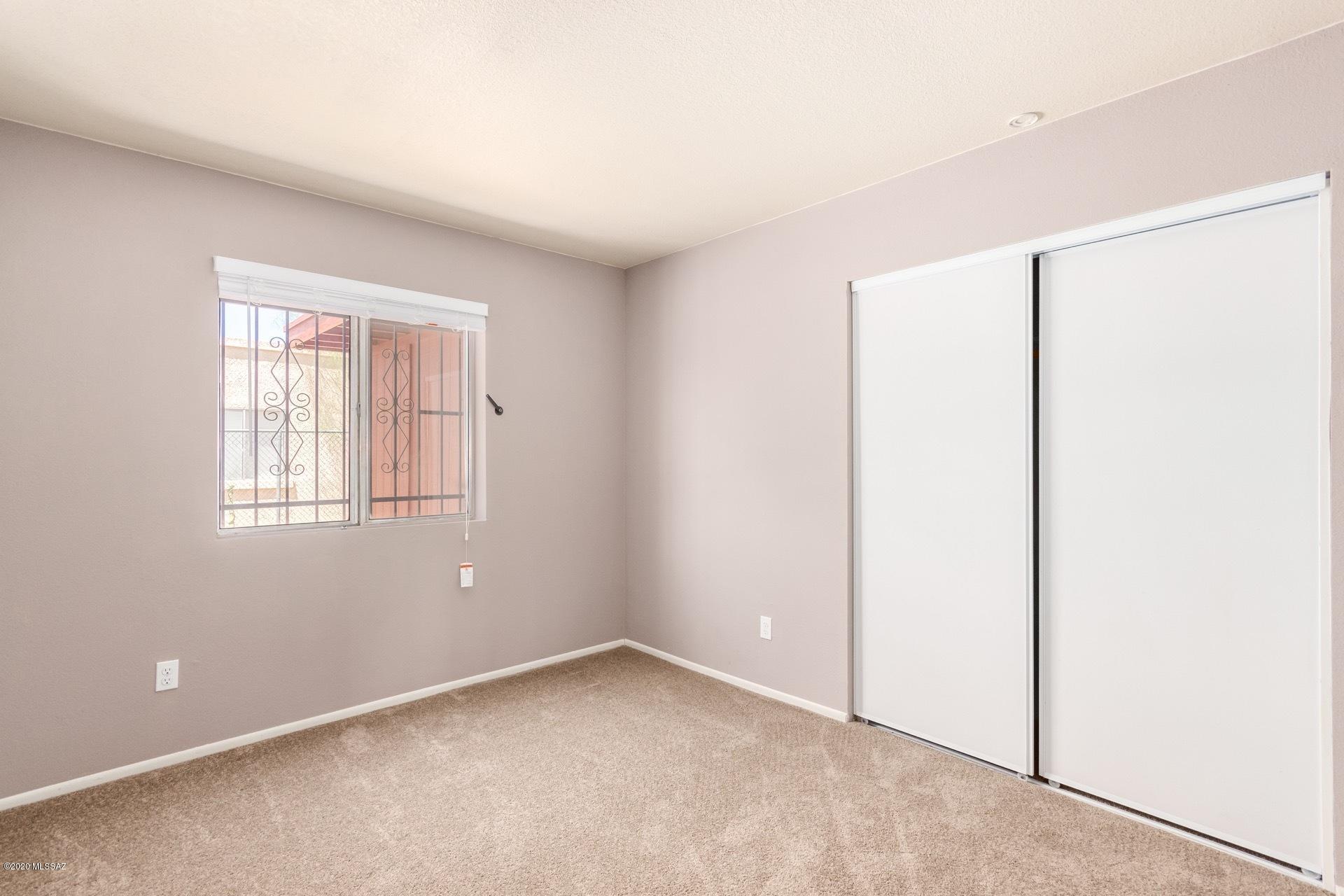 6642 S San Fernando Road