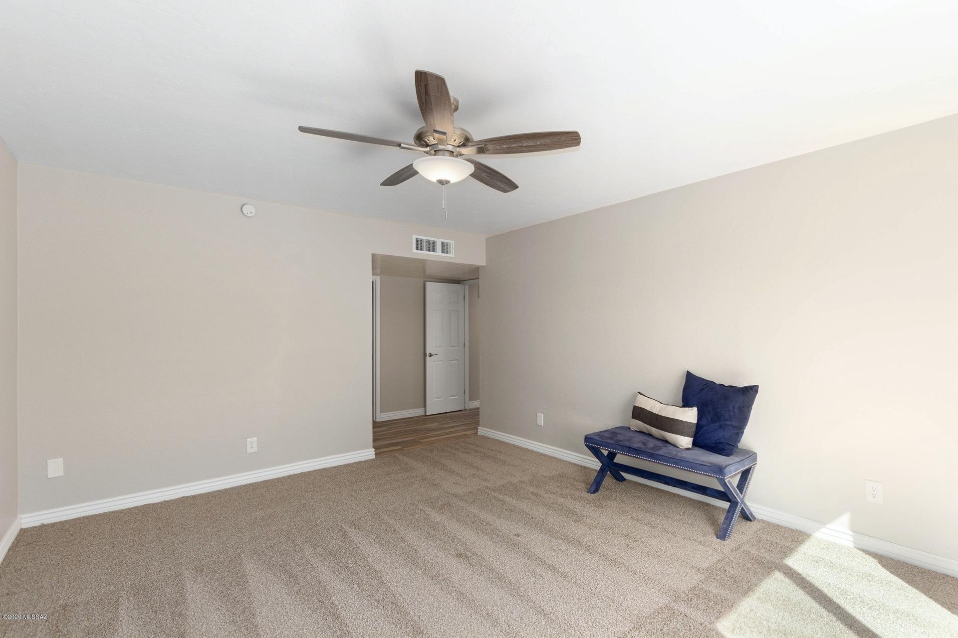 7600 E Dos Mujeres Road