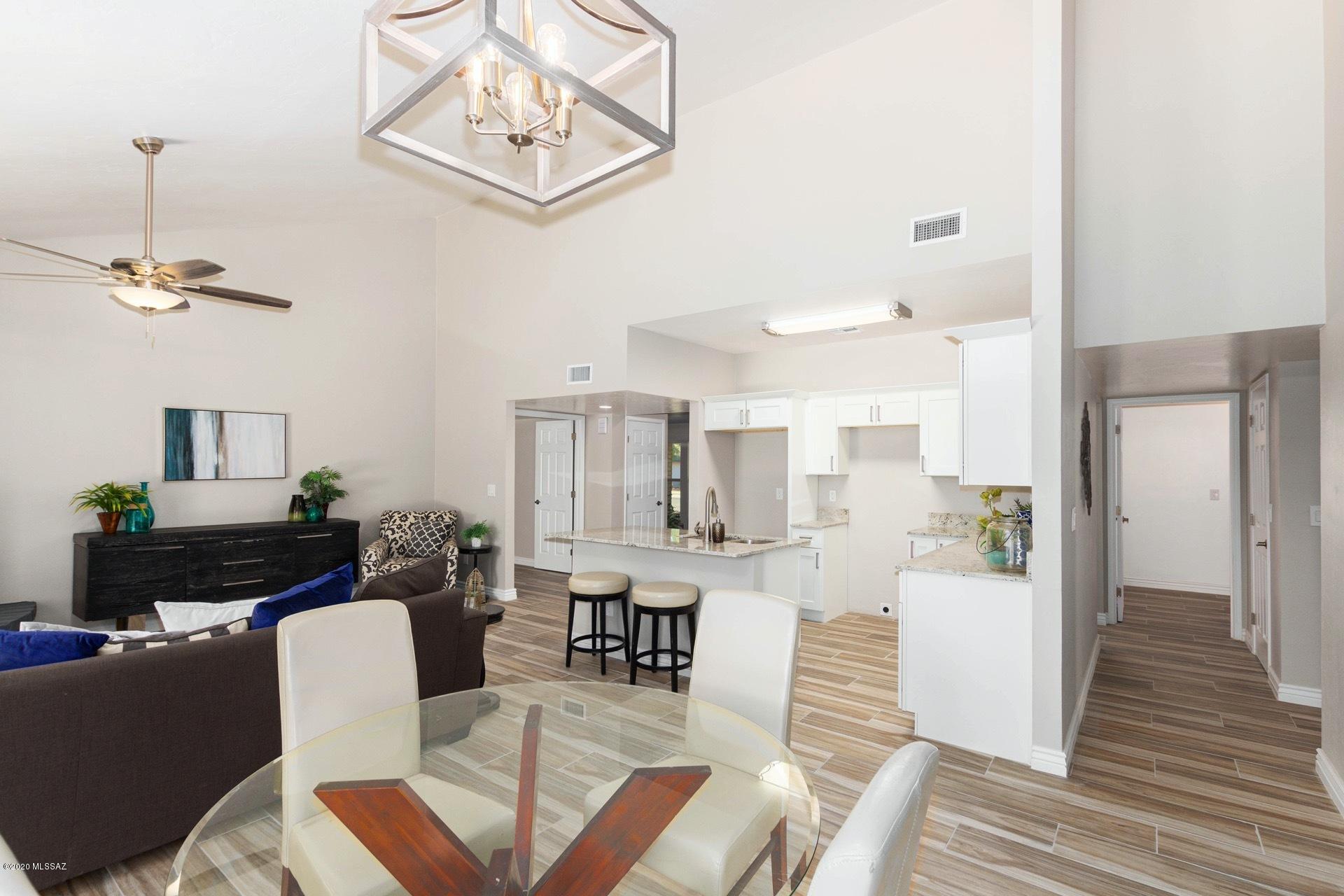 7600 E Dos Mujeres Road