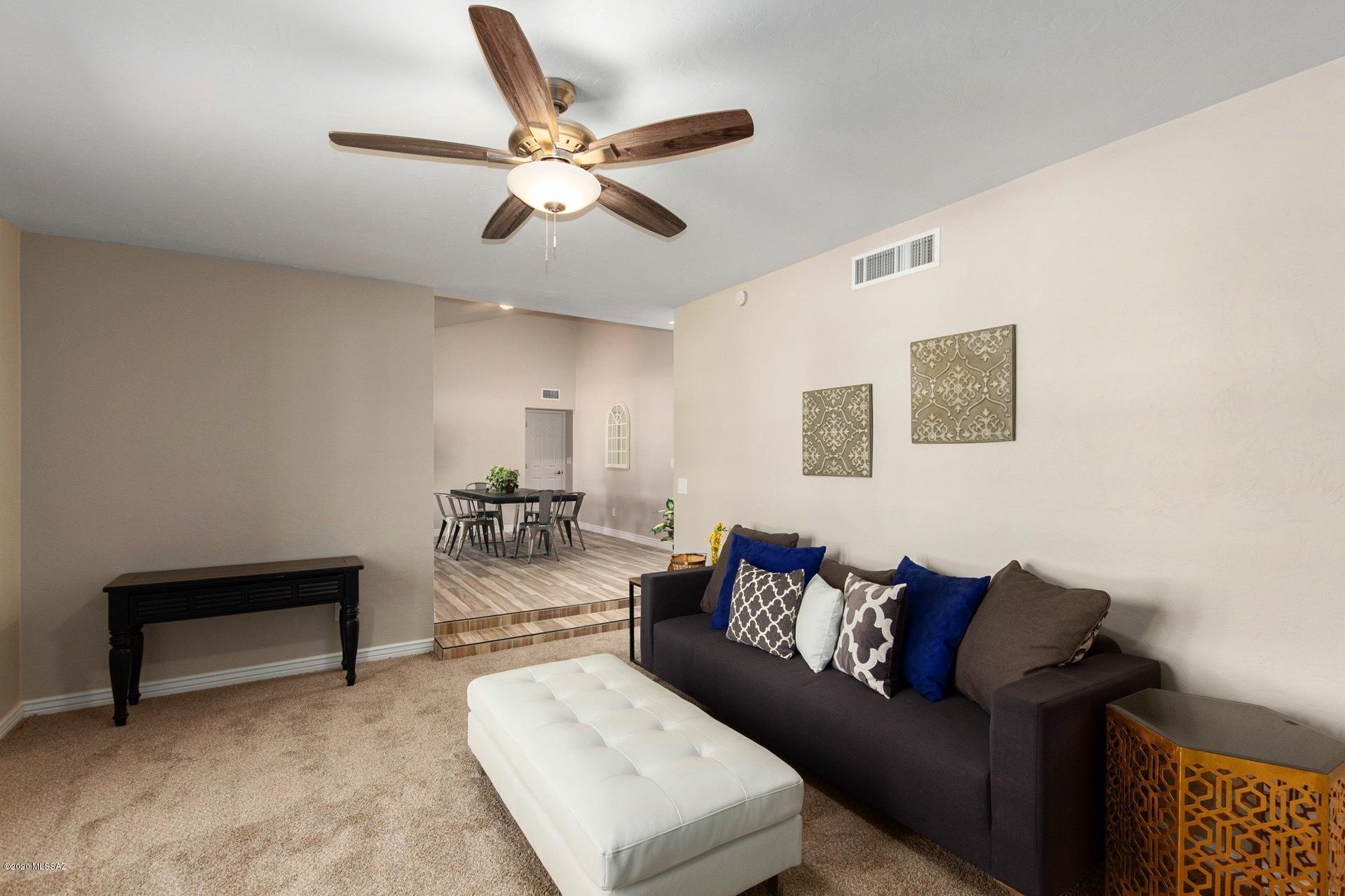 7600 E Dos Mujeres Road