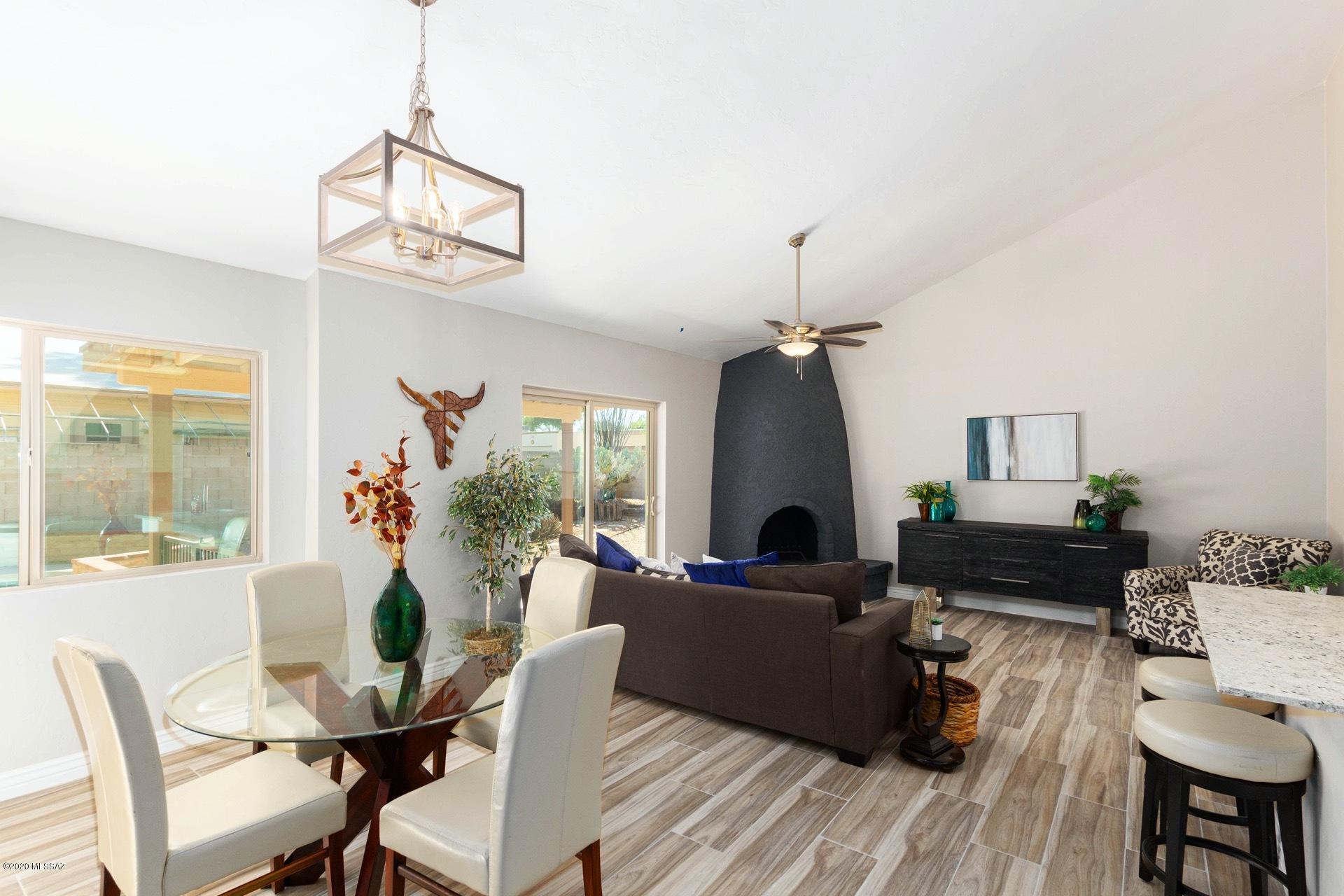 7600 E Dos Mujeres Road