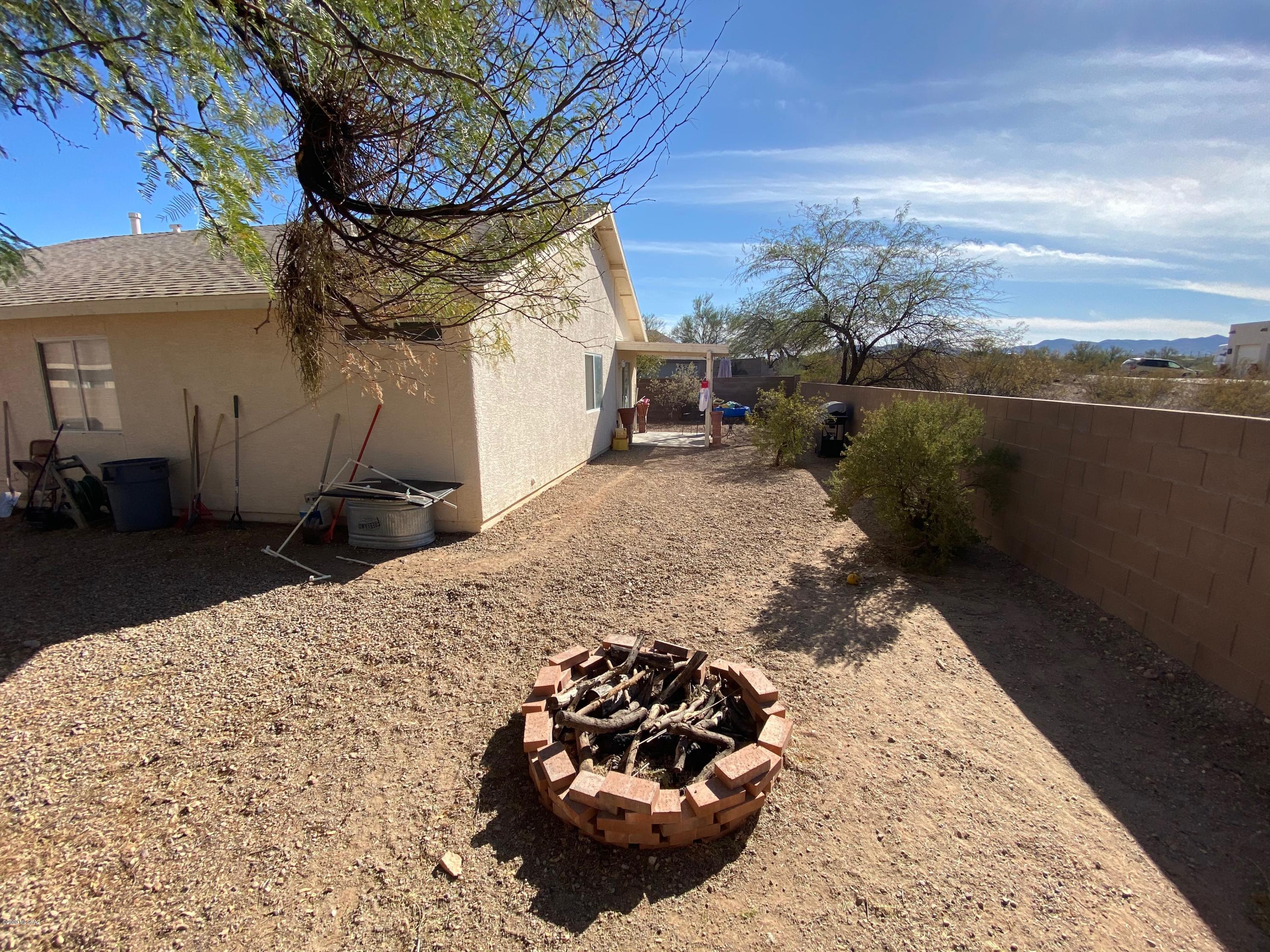 3382 W Via Campana De Oro