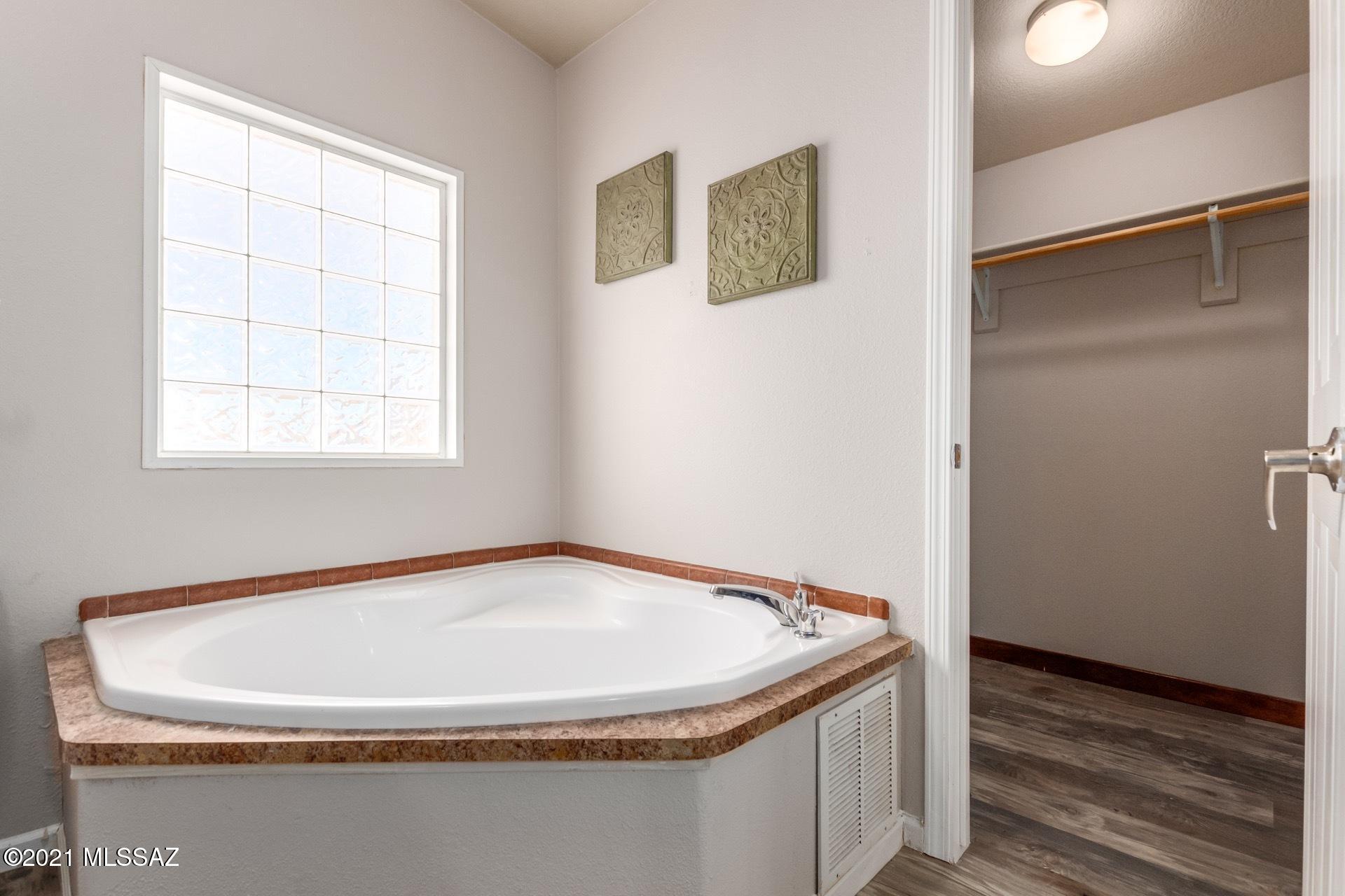 8921 W Safford Street