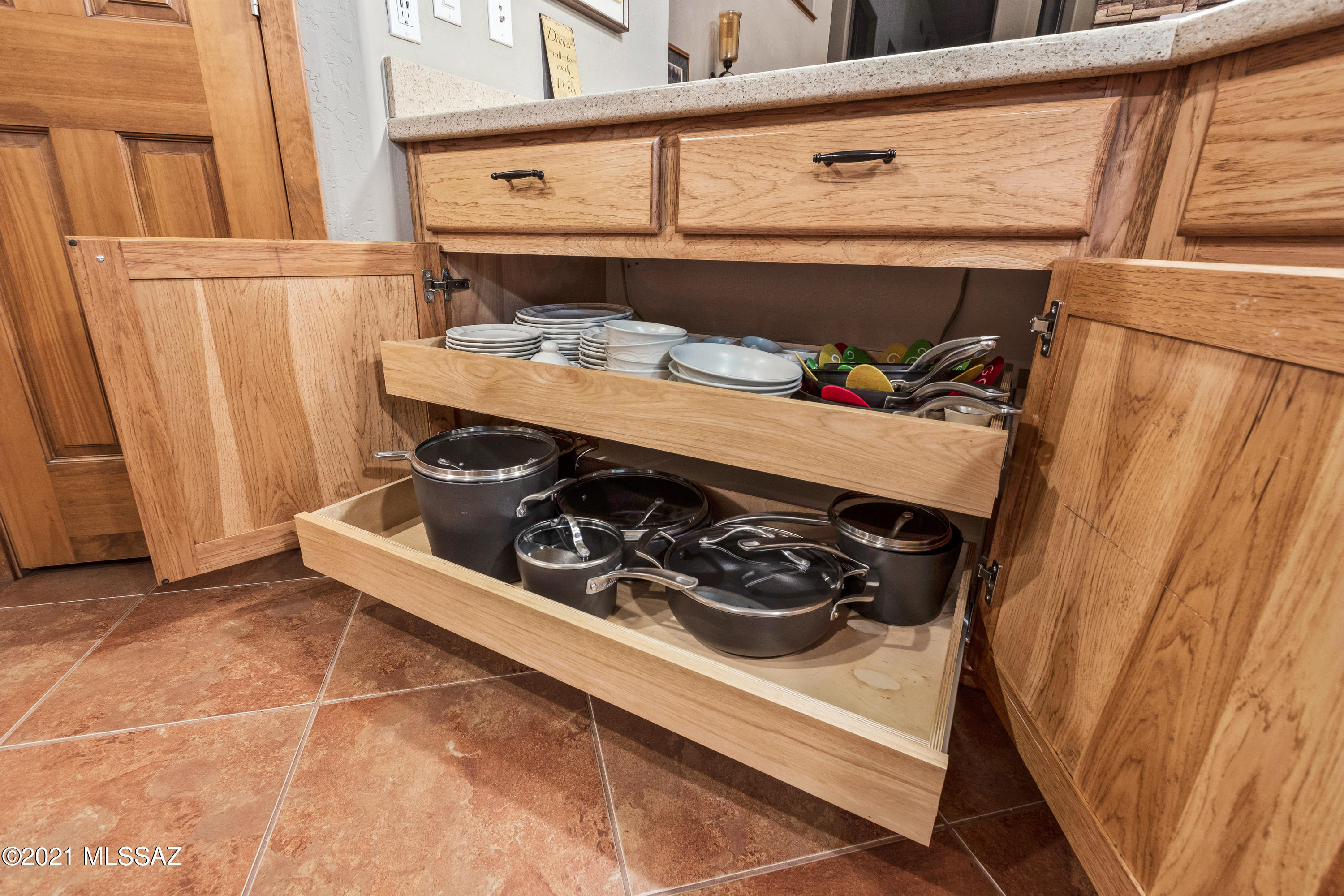 1780 S Twin Peak Trail