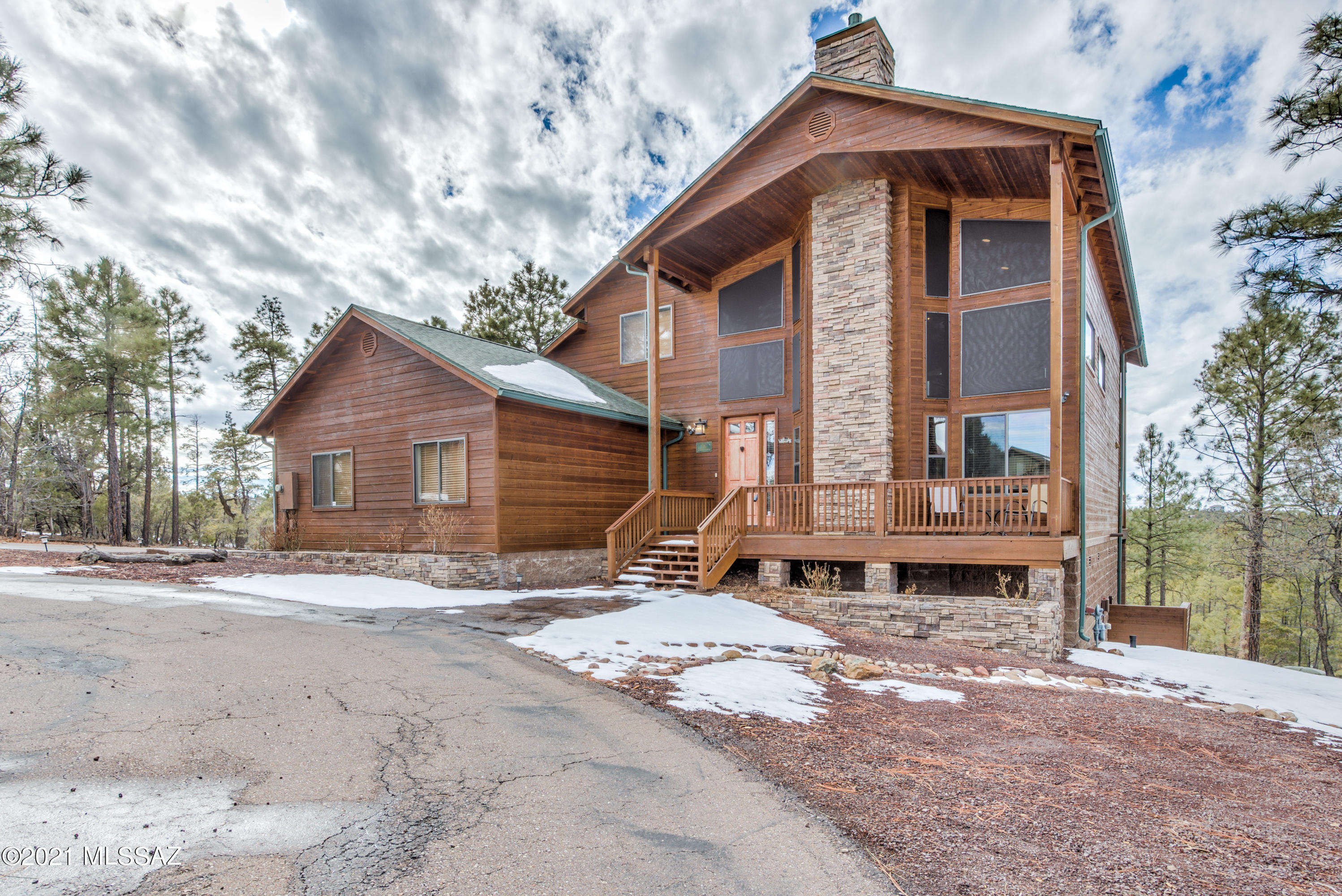 1780 S Twin Peak Trail