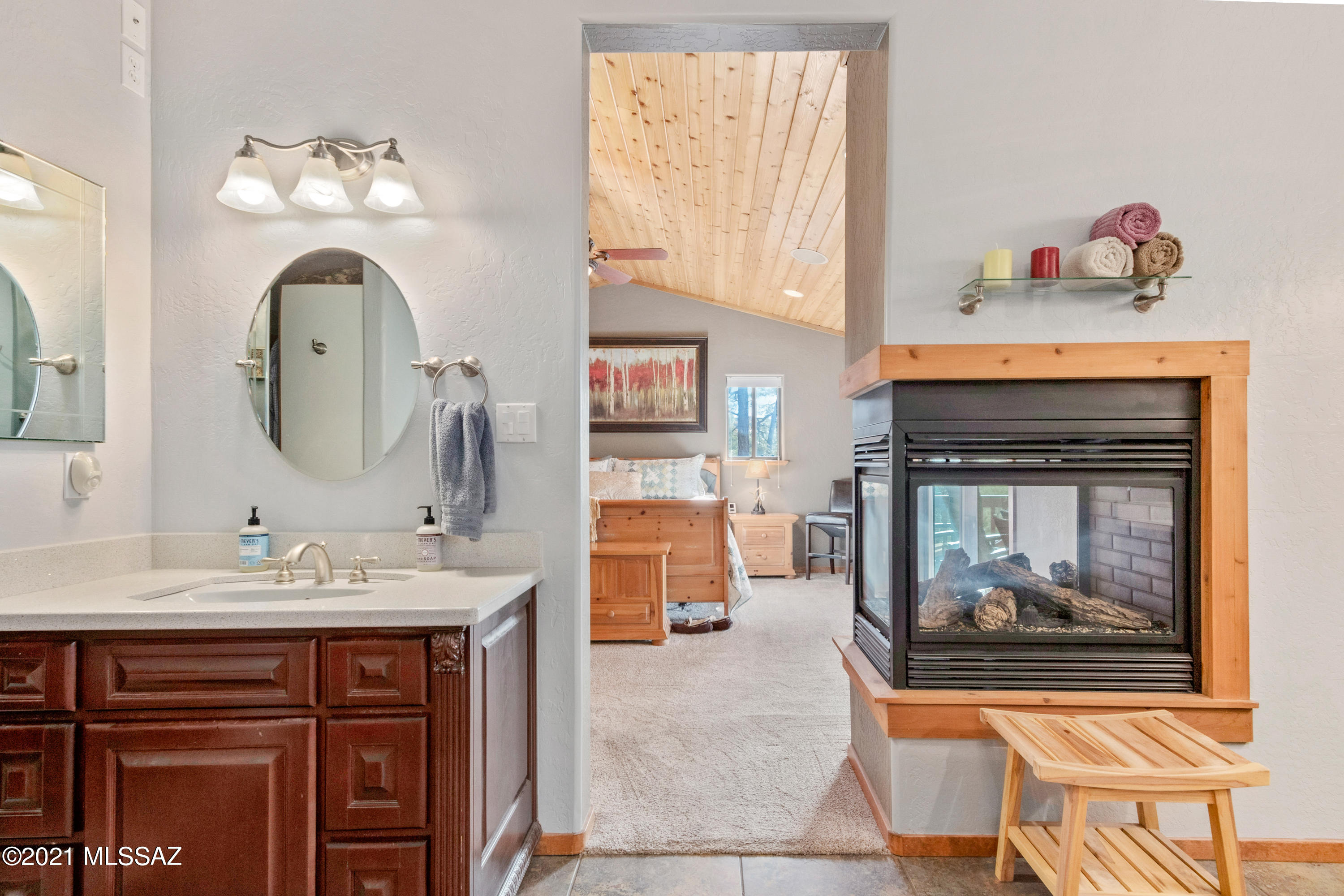 1780 S Twin Peak Trail