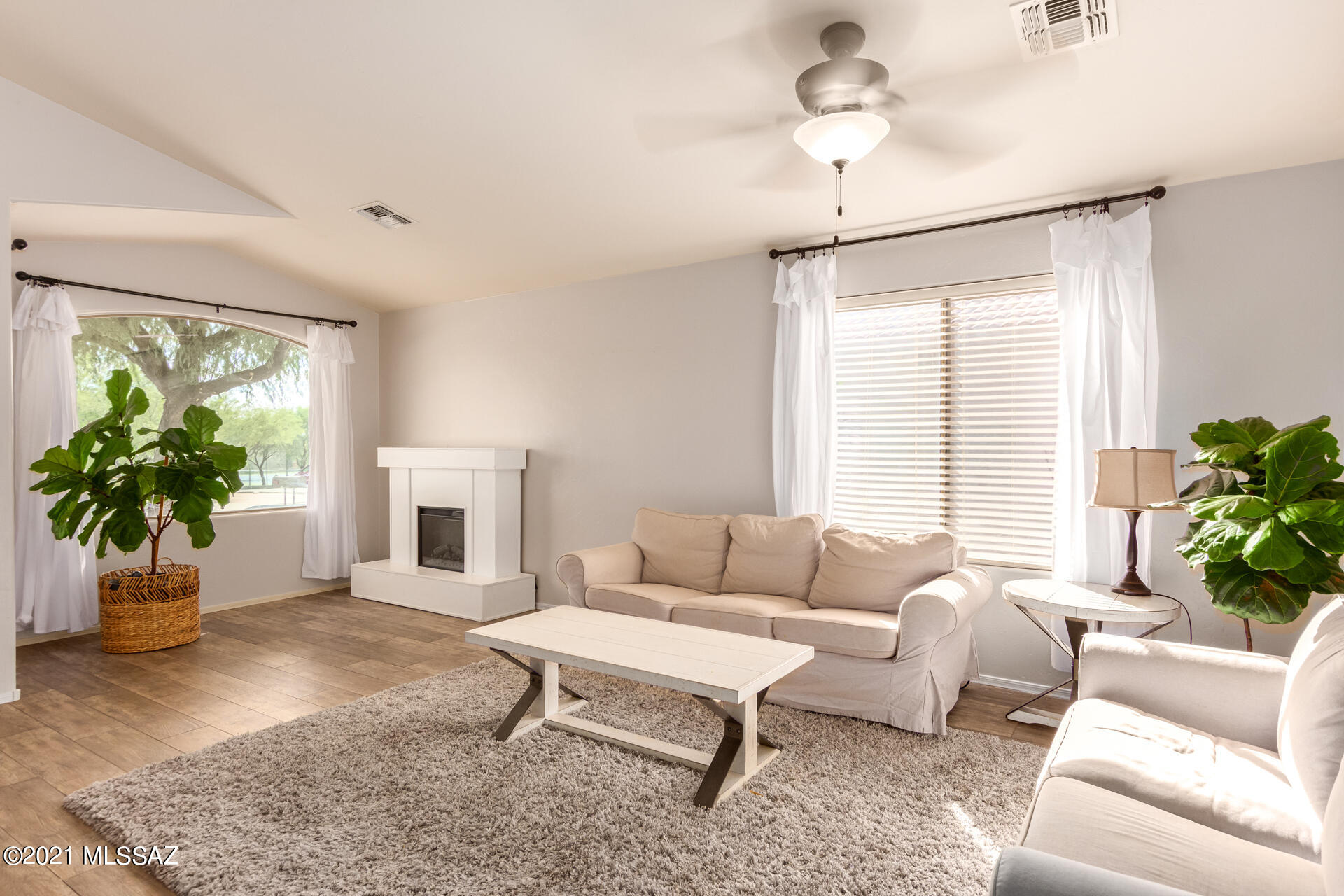 5466 W Dove Mountain Park Road