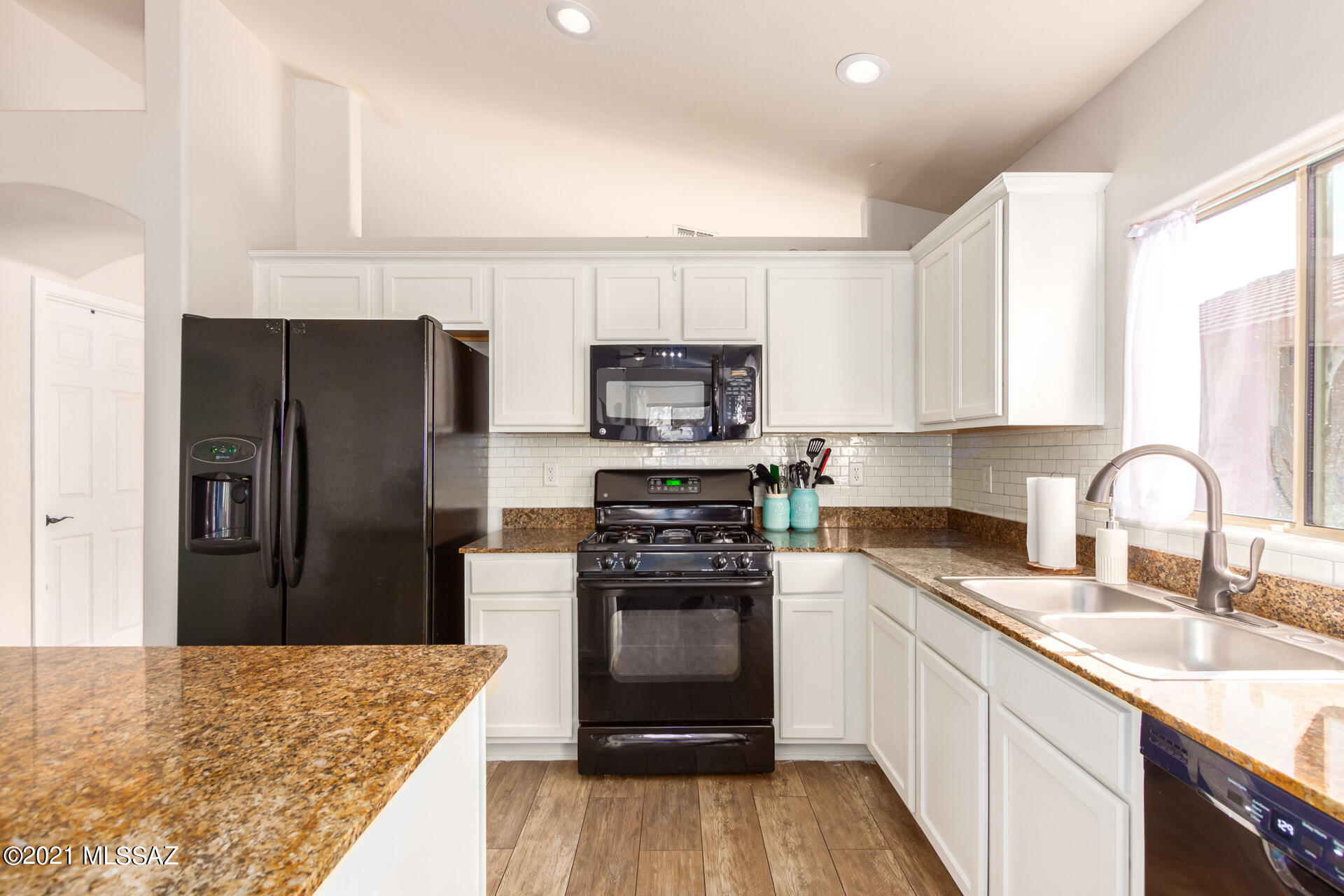 5466 W Dove Mountain Park Road