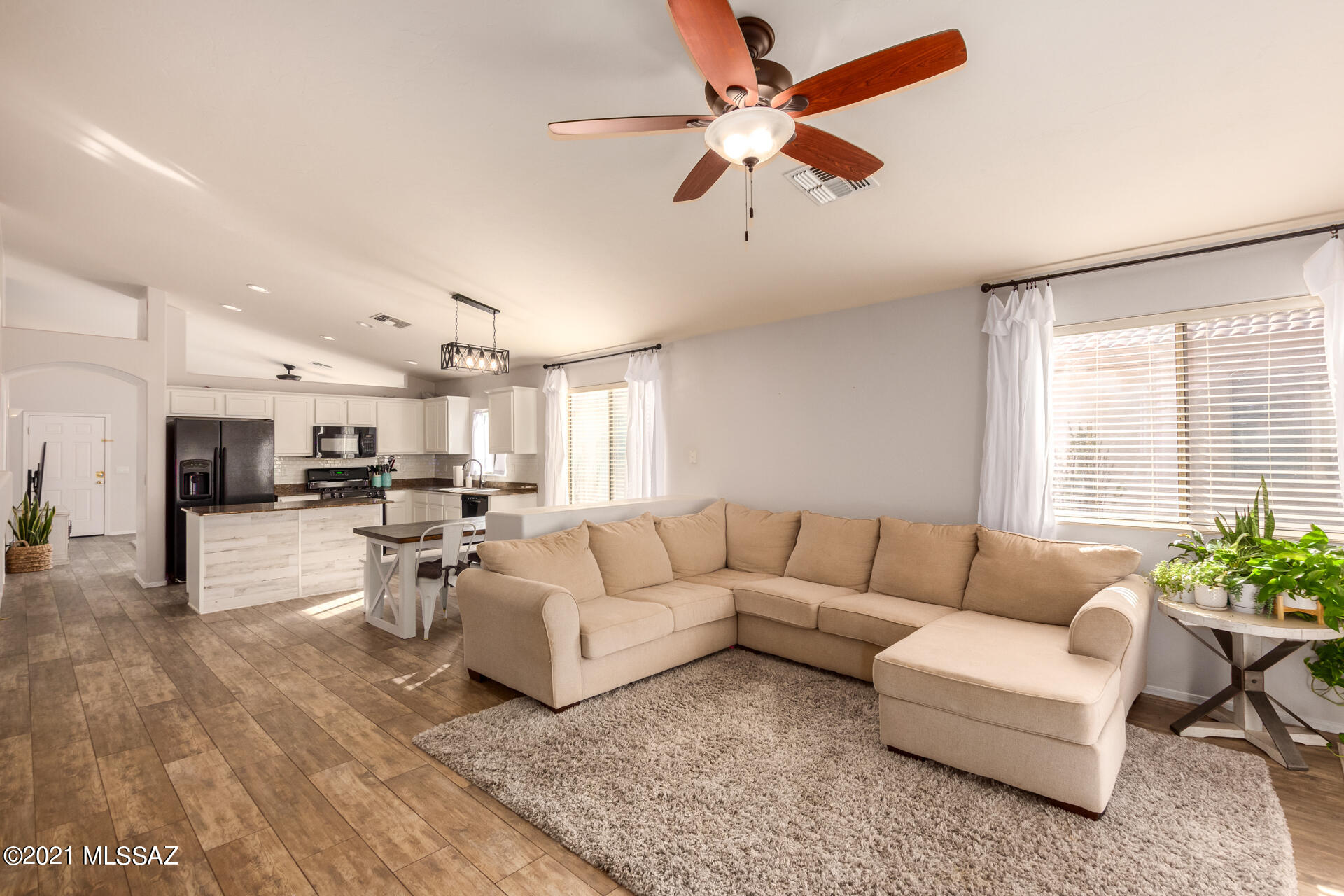 5466 W Dove Mountain Park Road