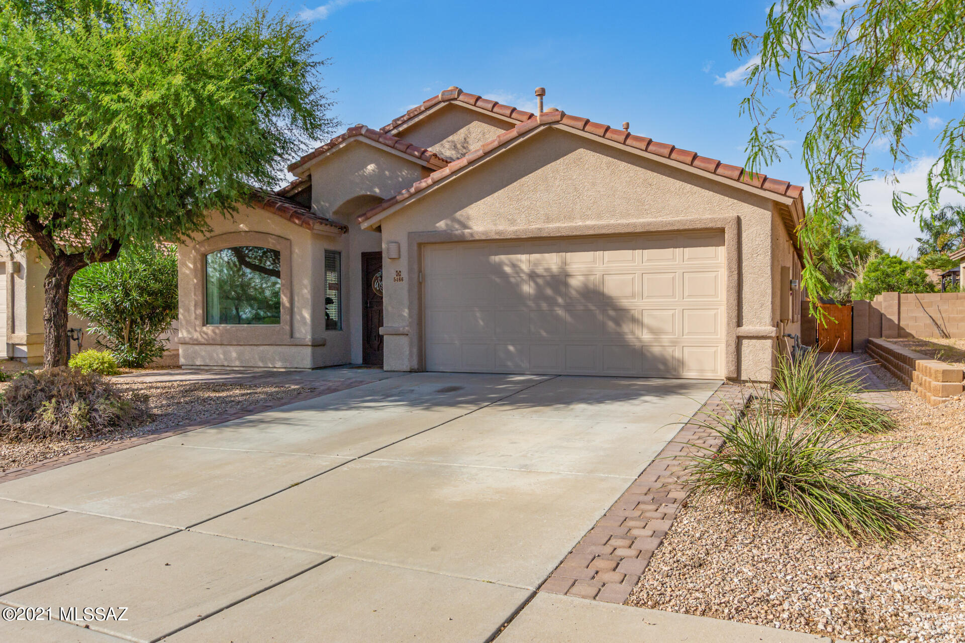 5466 W Dove Mountain Park Road