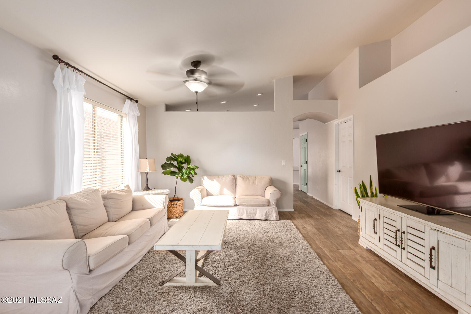 5466 W Dove Mountain Park Road