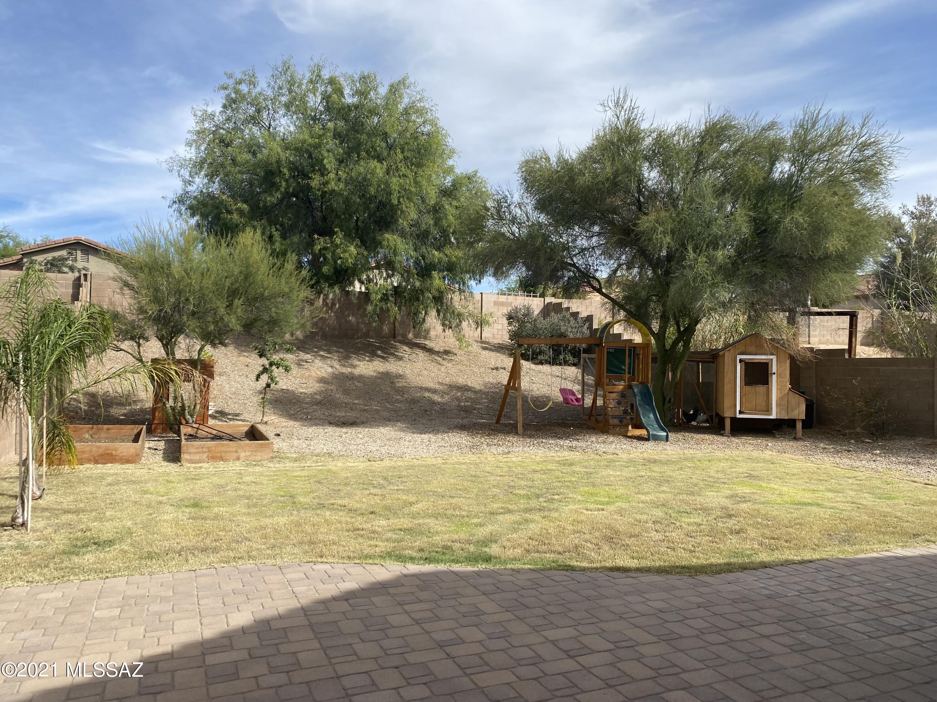 5466 W Dove Mountain Park Road