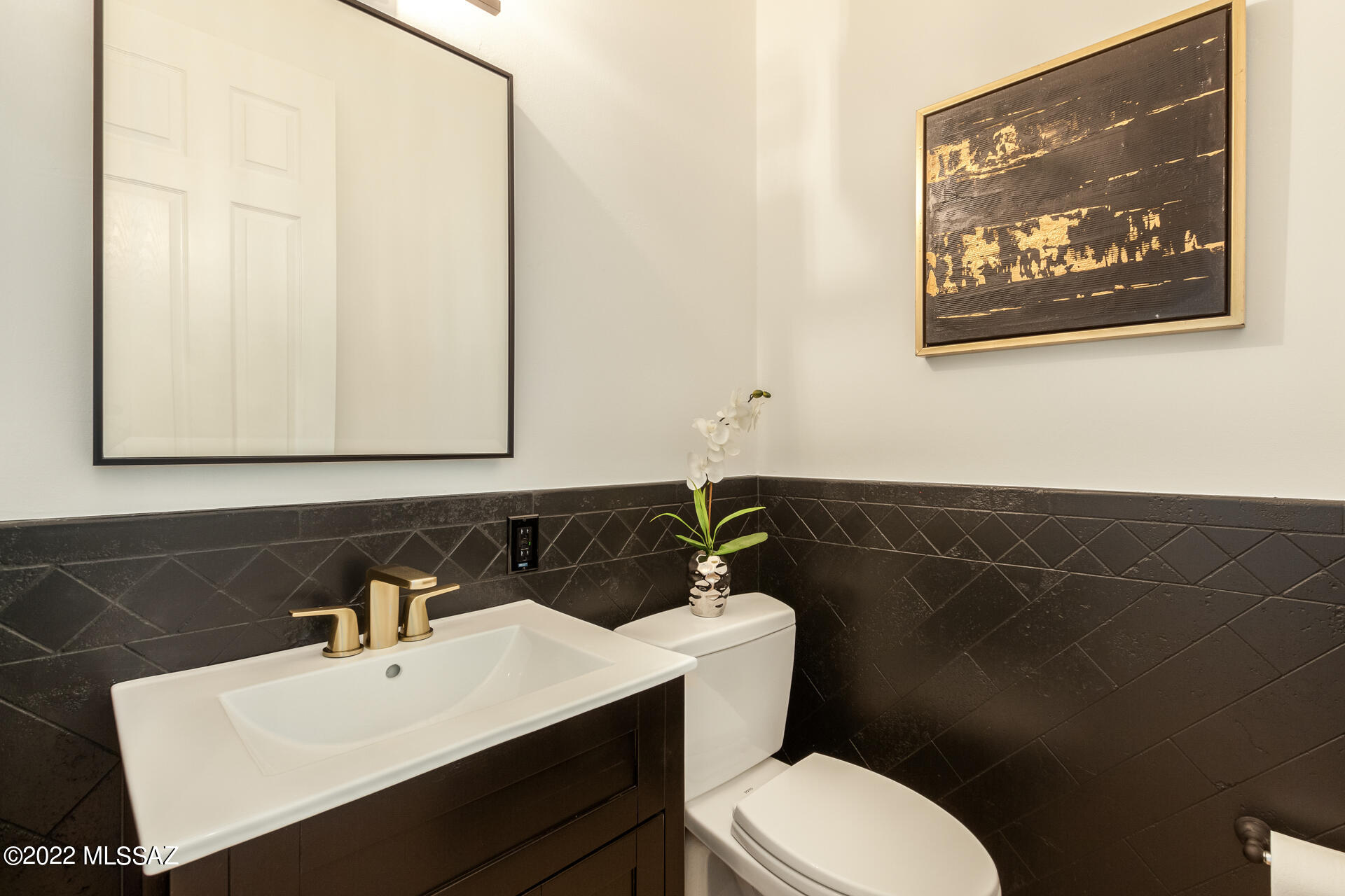 8540 E Mcdowell Road Unit: 123