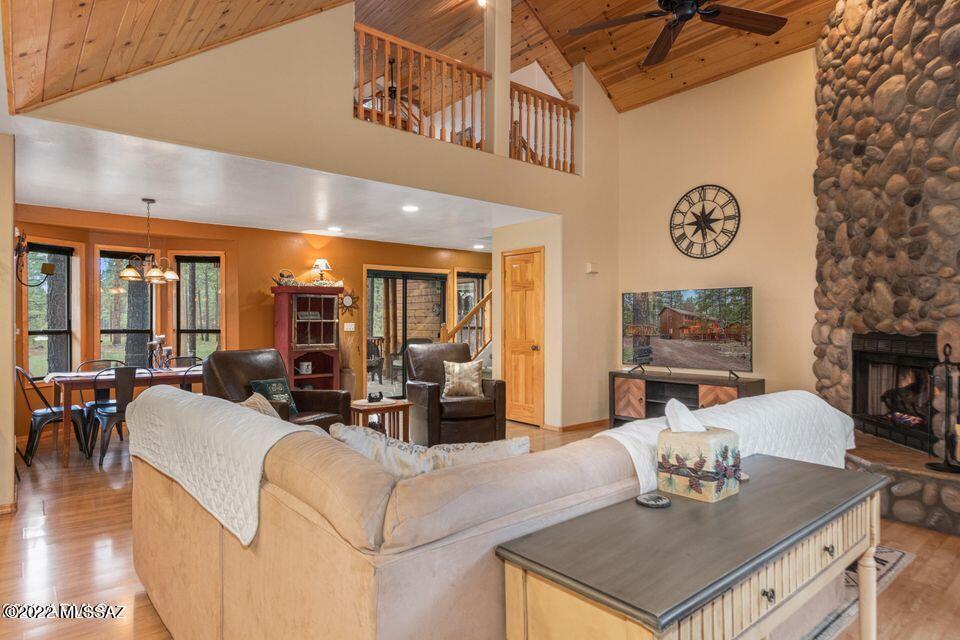 4835 Greens Peak Circle