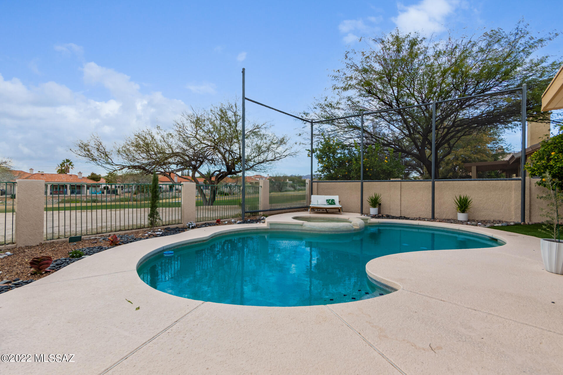 10789 N Glen Abbey Drive