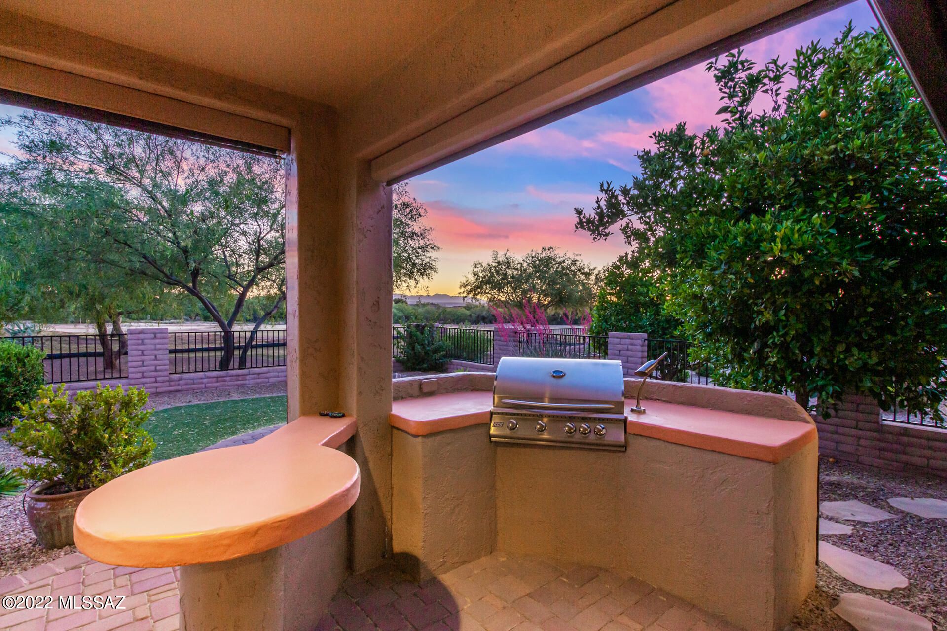 2574 E Glen Canyon Road