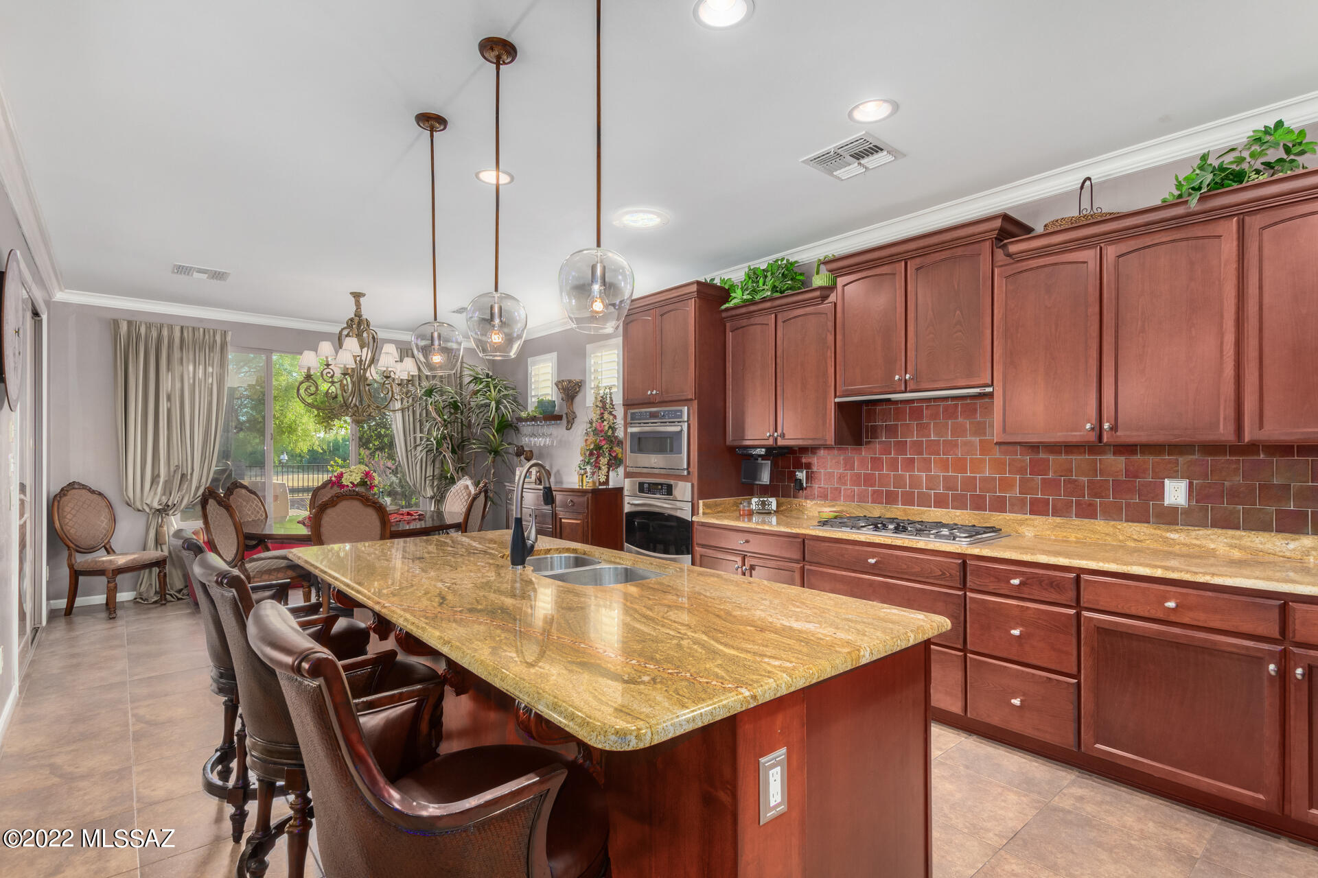 2574 E Glen Canyon Road