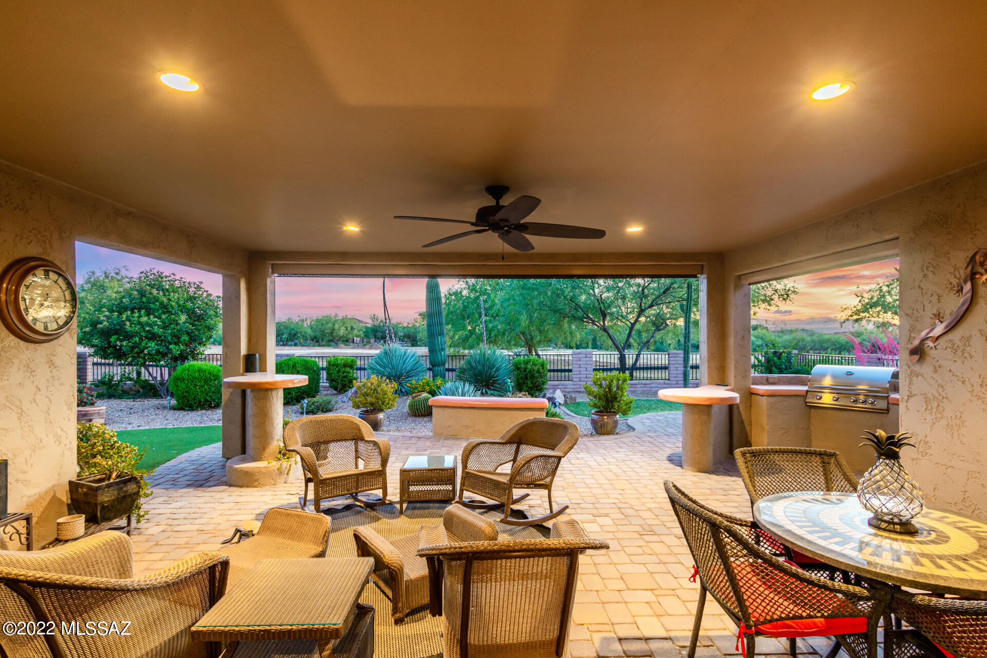 2574 E Glen Canyon Road