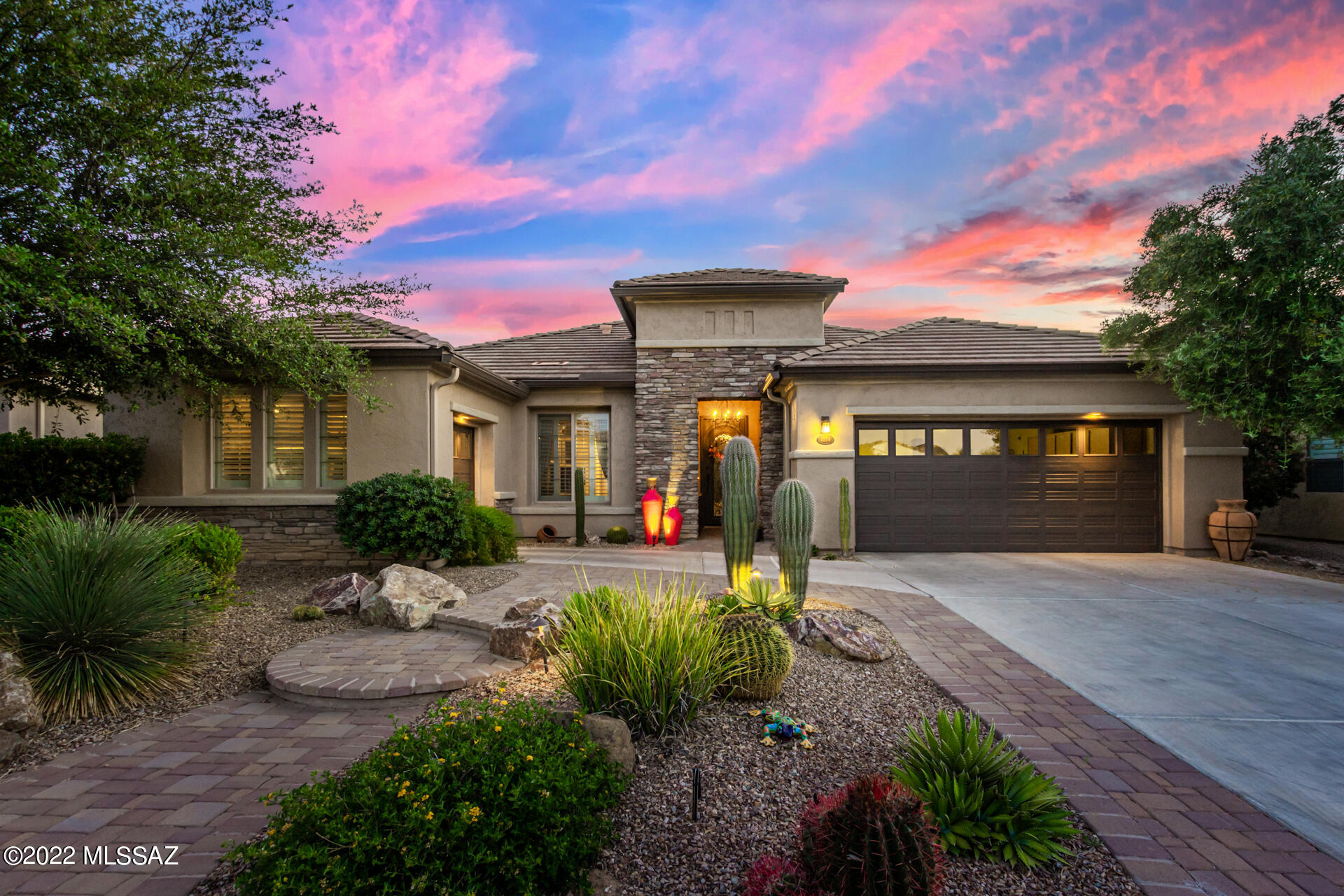 2574 E Glen Canyon Road