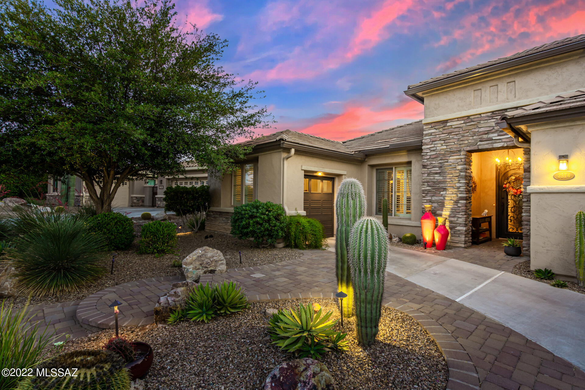 2574 E Glen Canyon Road