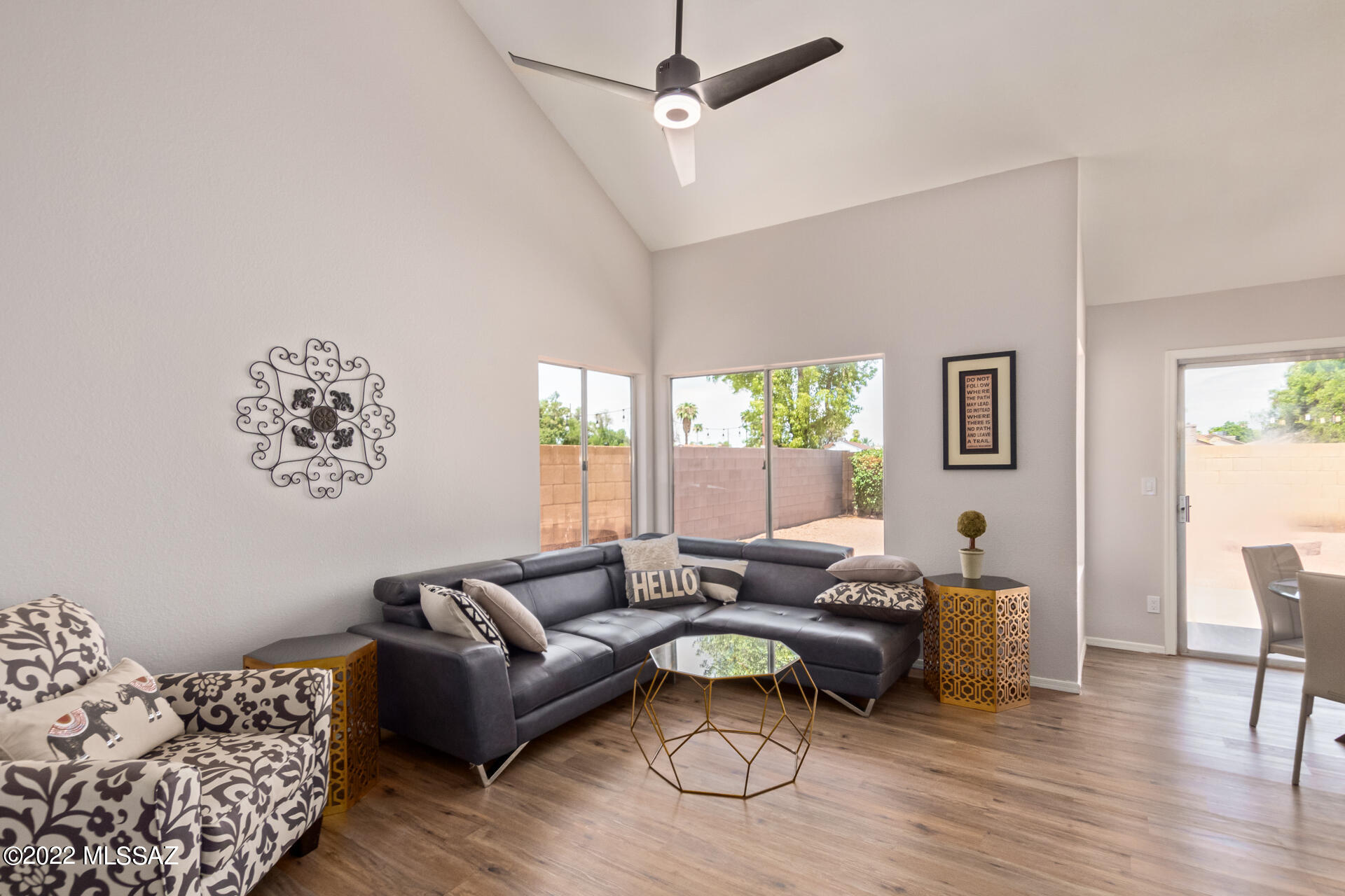 3852 W Folley Street