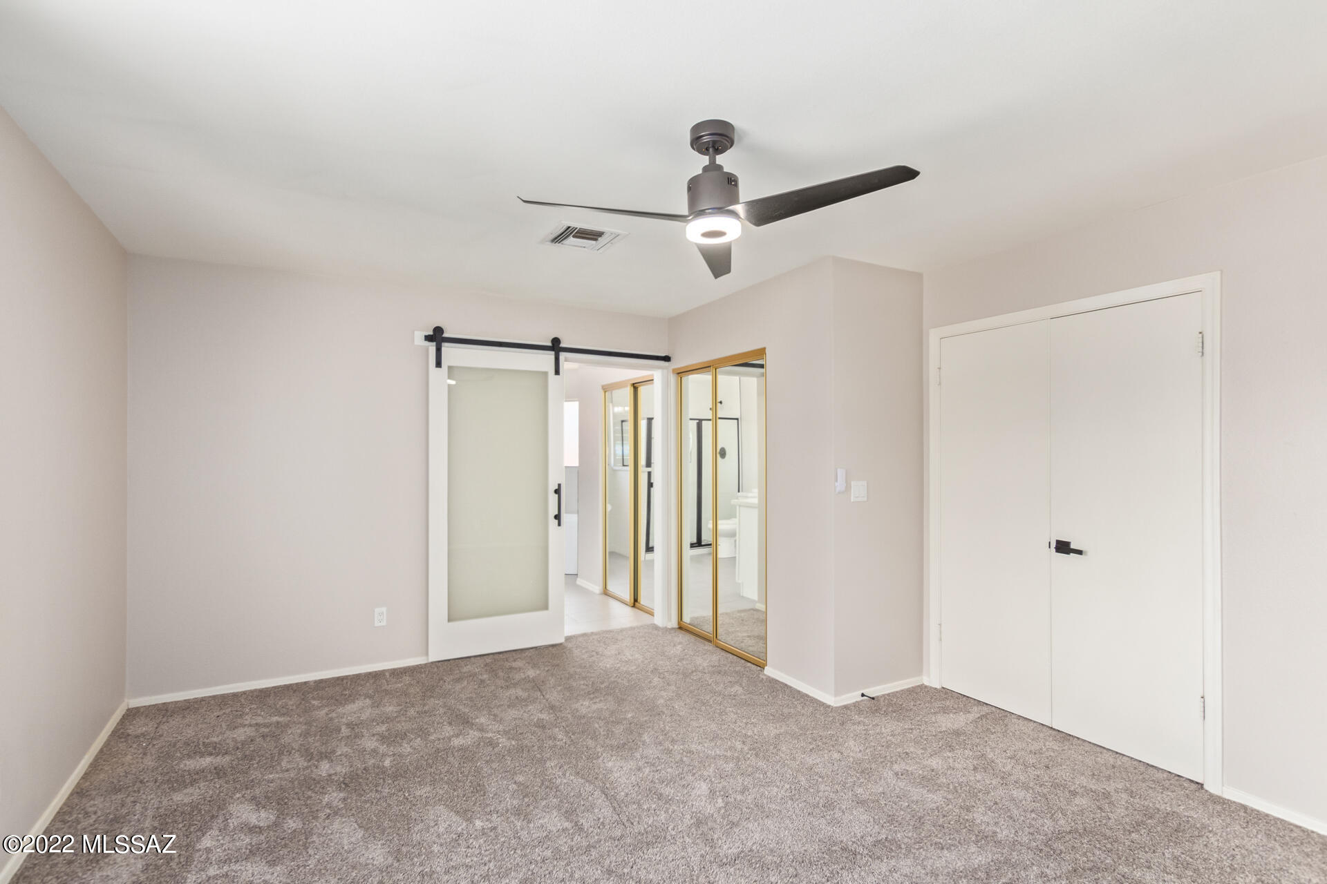 3852 W Folley Street