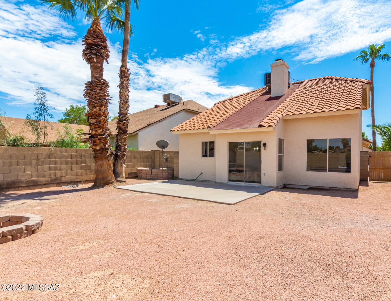 3852 W Folley Street