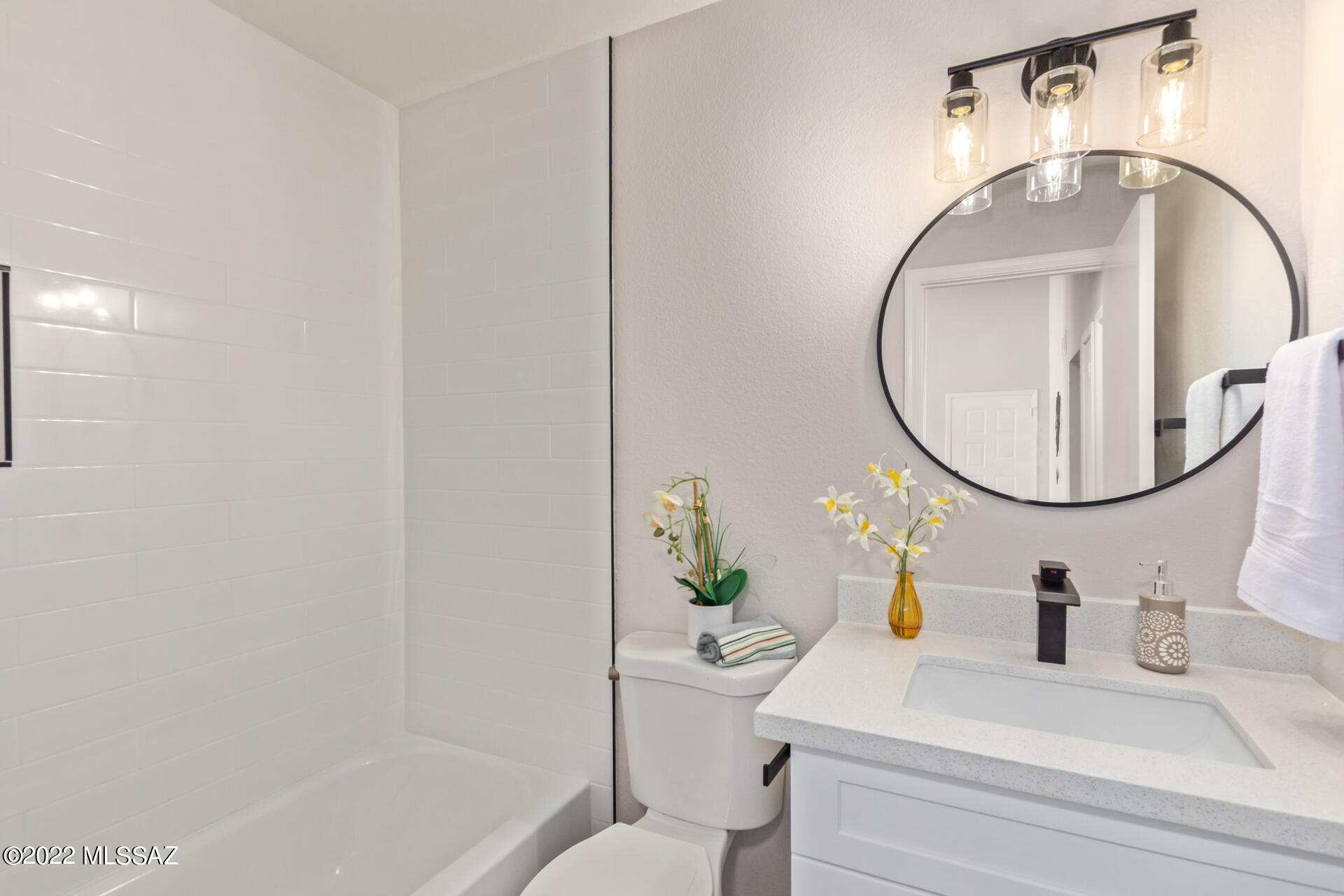 3852 W Folley Street