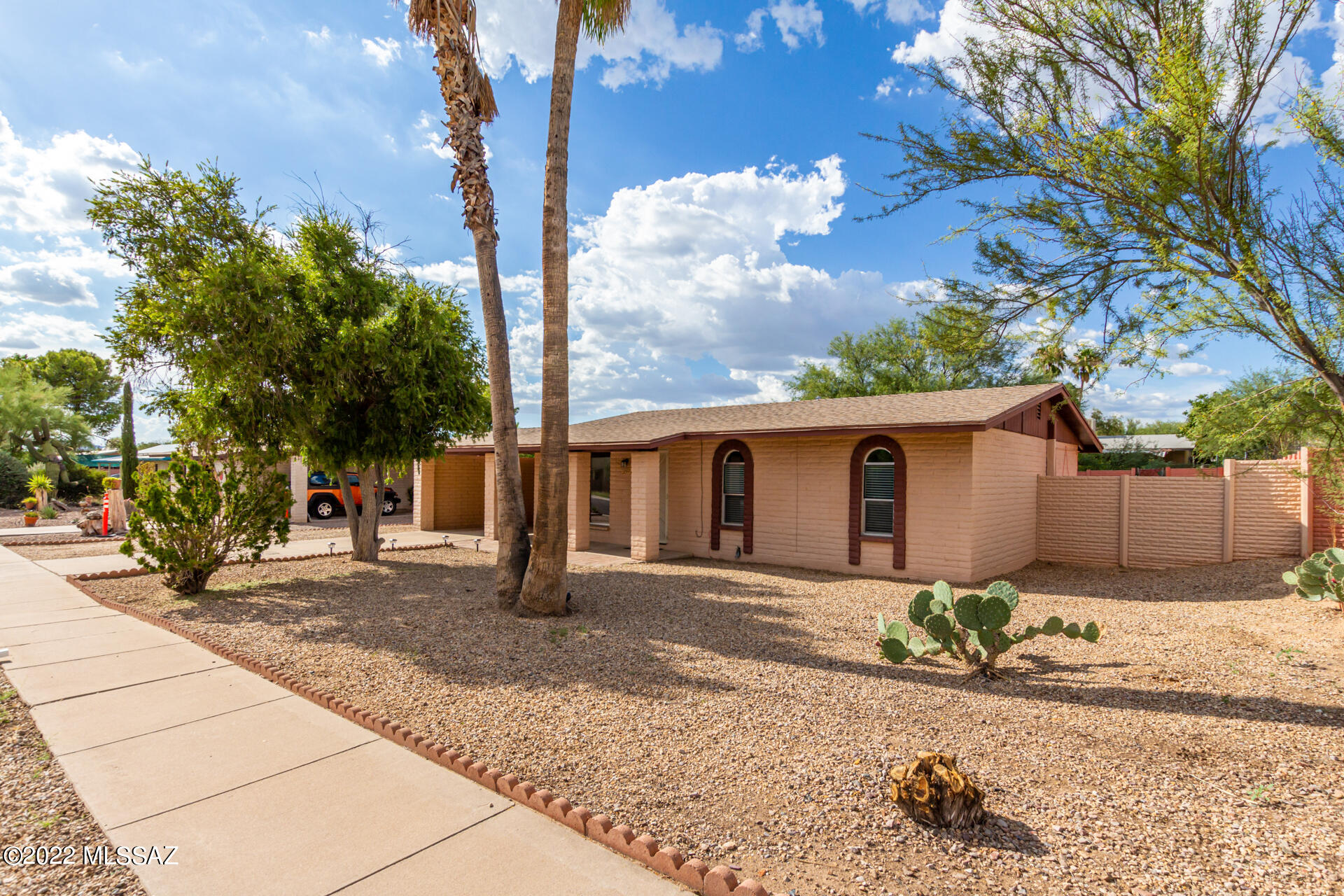 2742 W Rudasill Road