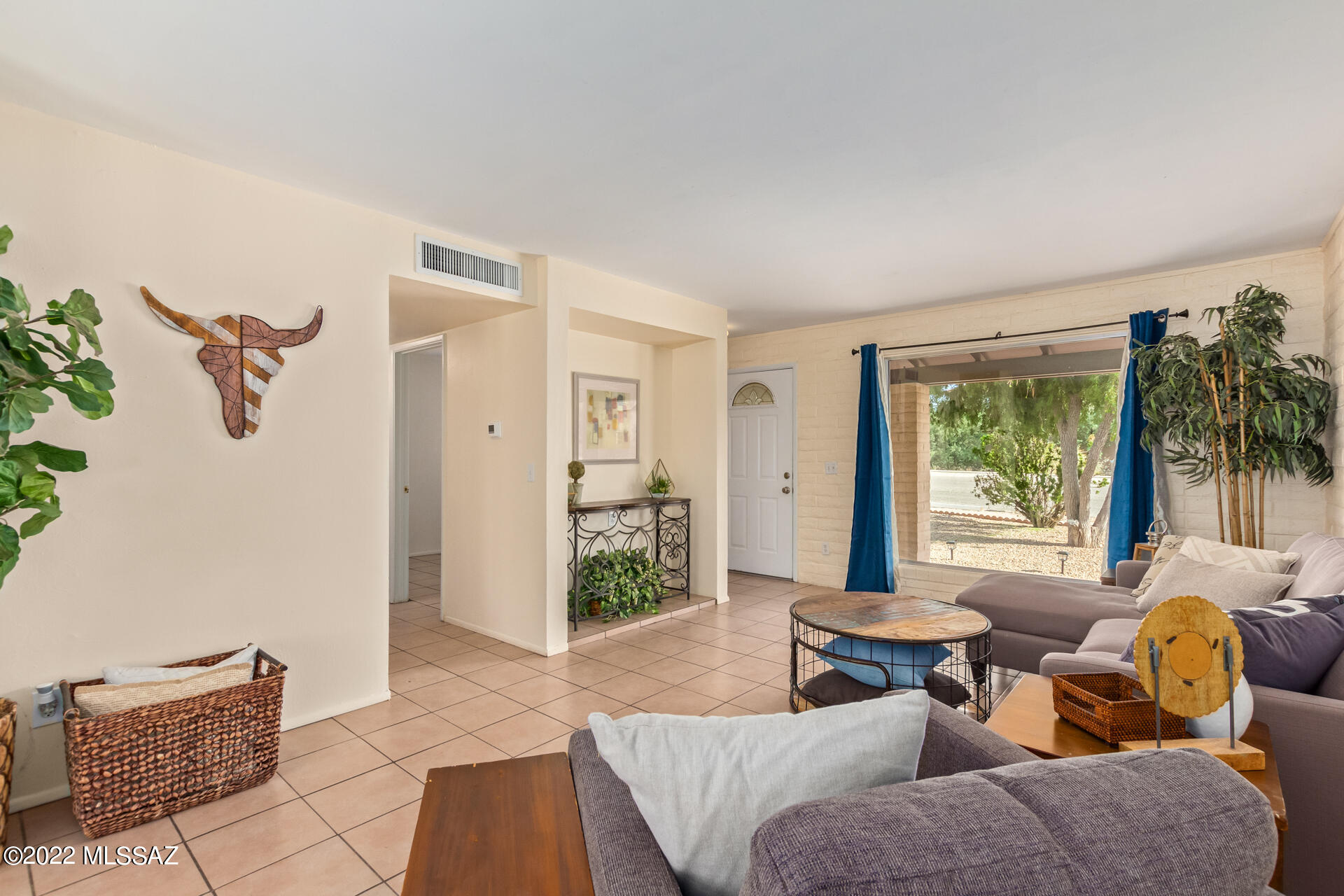 2742 W Rudasill Road