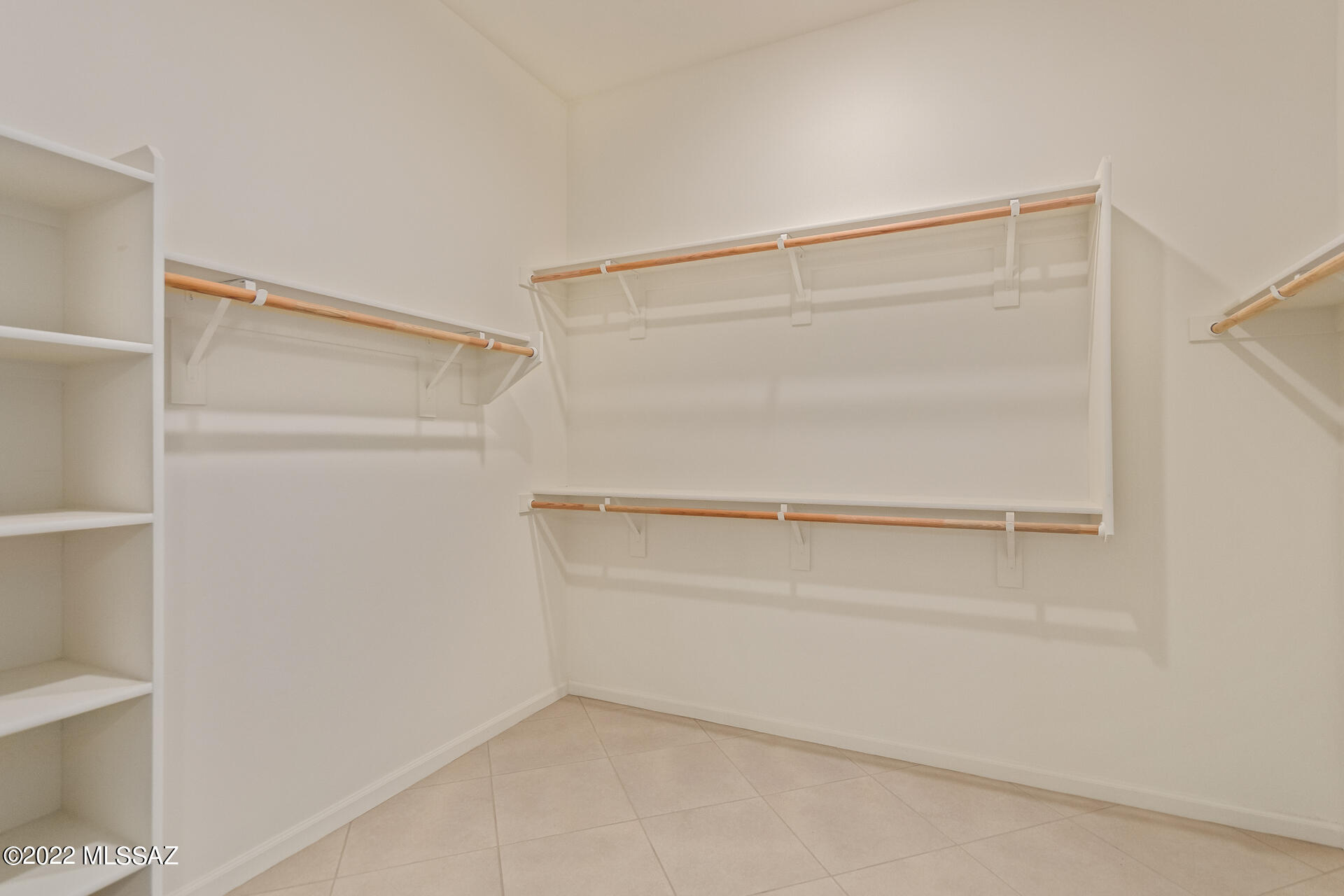 188 E Woolystar Court