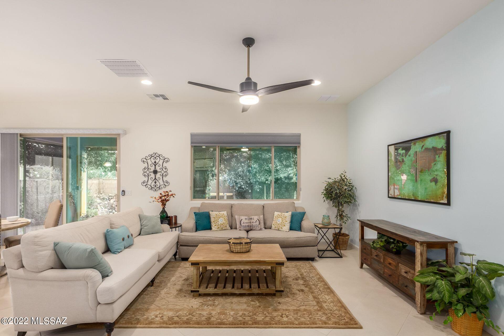 188 E Woolystar Court