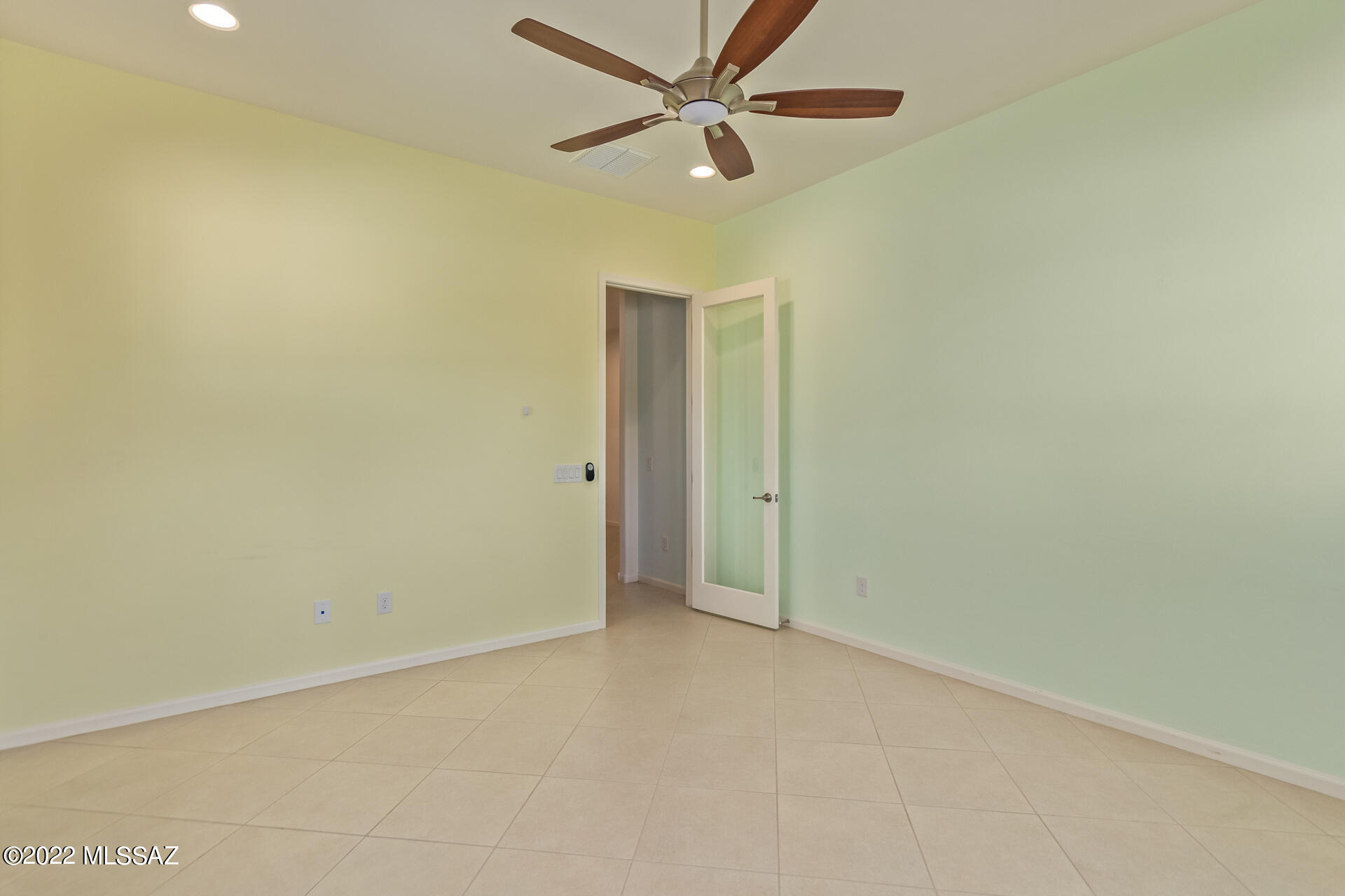 188 E Woolystar Court