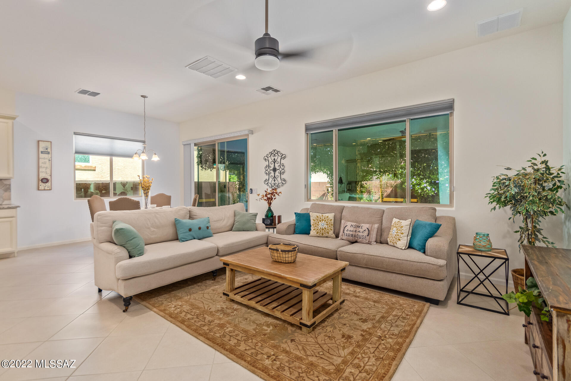 188 E Woolystar Court