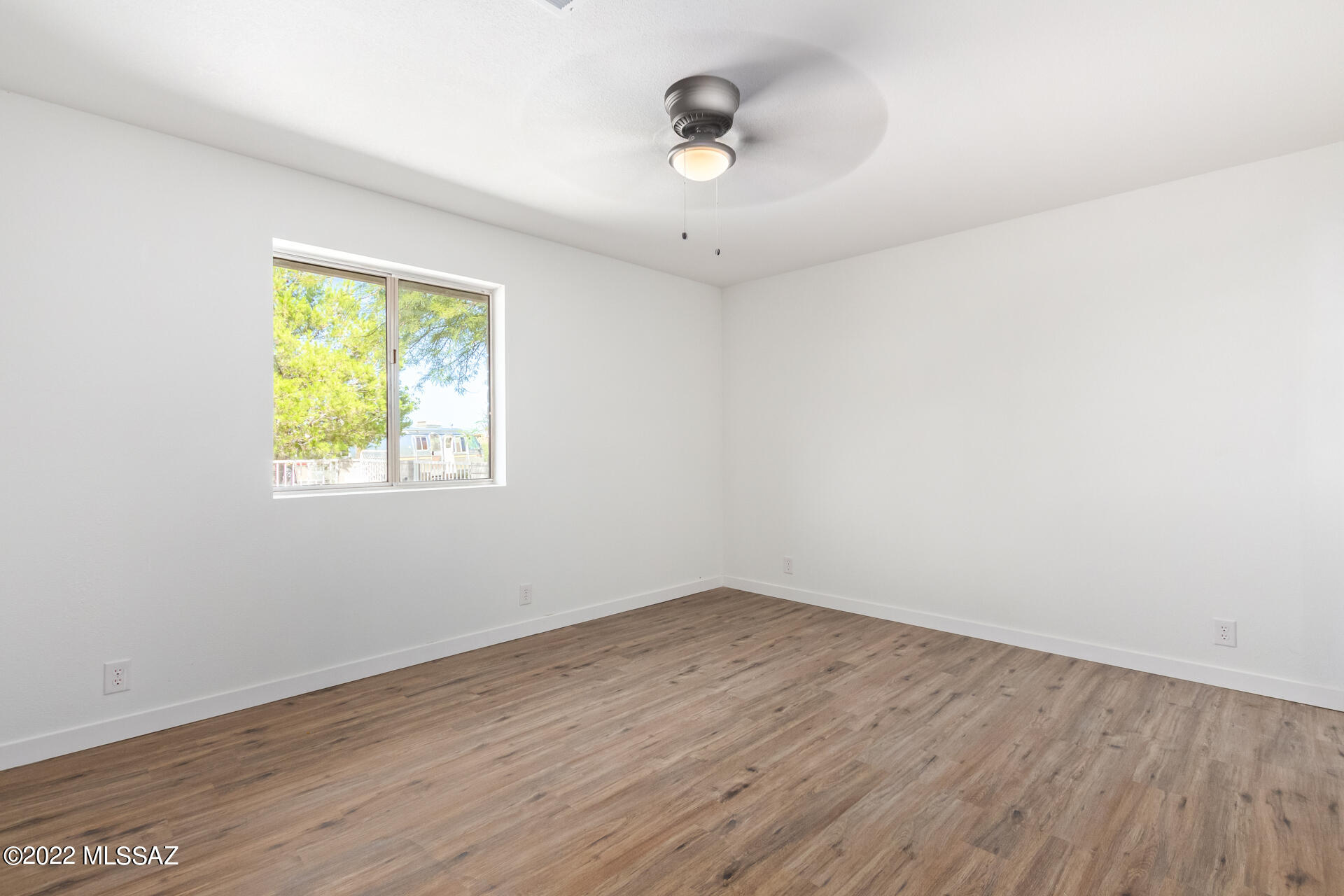 2245 W Beverly Circle