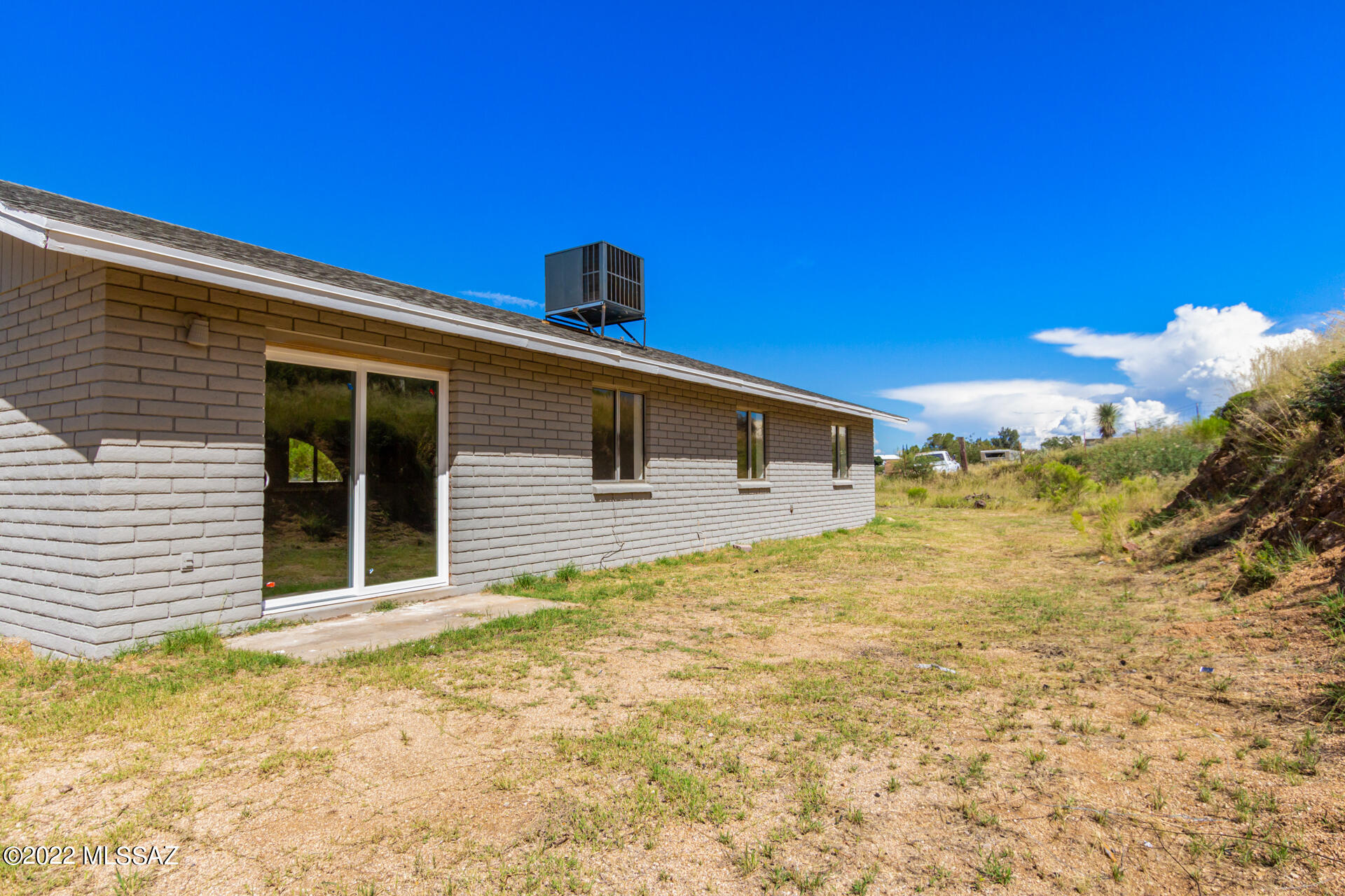 2245 W Beverly Circle